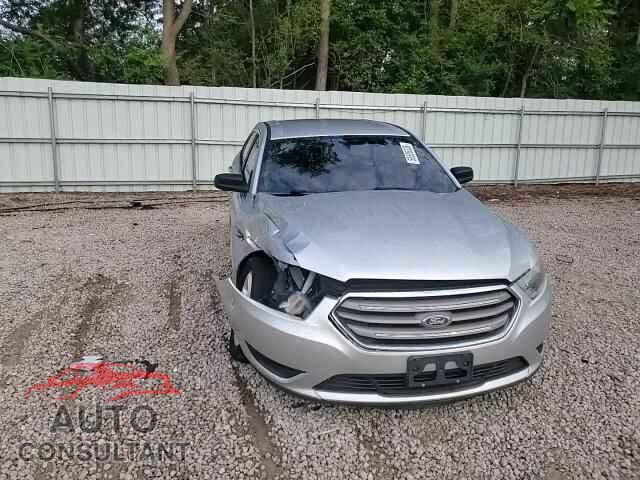 FORD TAURUS 2017 - 1FAHP2D86HG126768