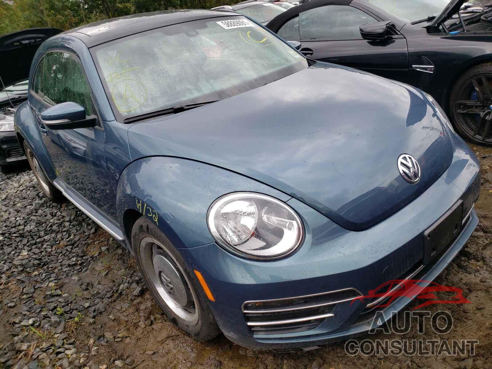 VOLKSWAGEN BEETLE 2018 - 3VWFD7AT6JM706028