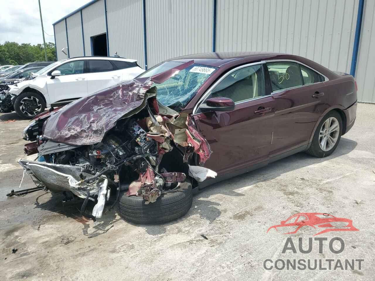 FORD TAURUS 2018 - 1FAHP2E80JG111106