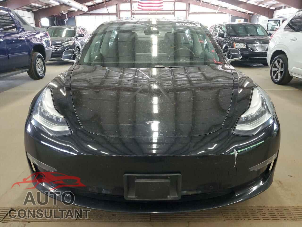 TESLA MODEL 3 2018 - 5YJ3E1EB4JF144295