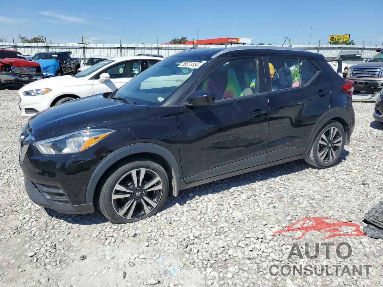 NISSAN KICKS 2019 - 3N1CP5CU4KL557913