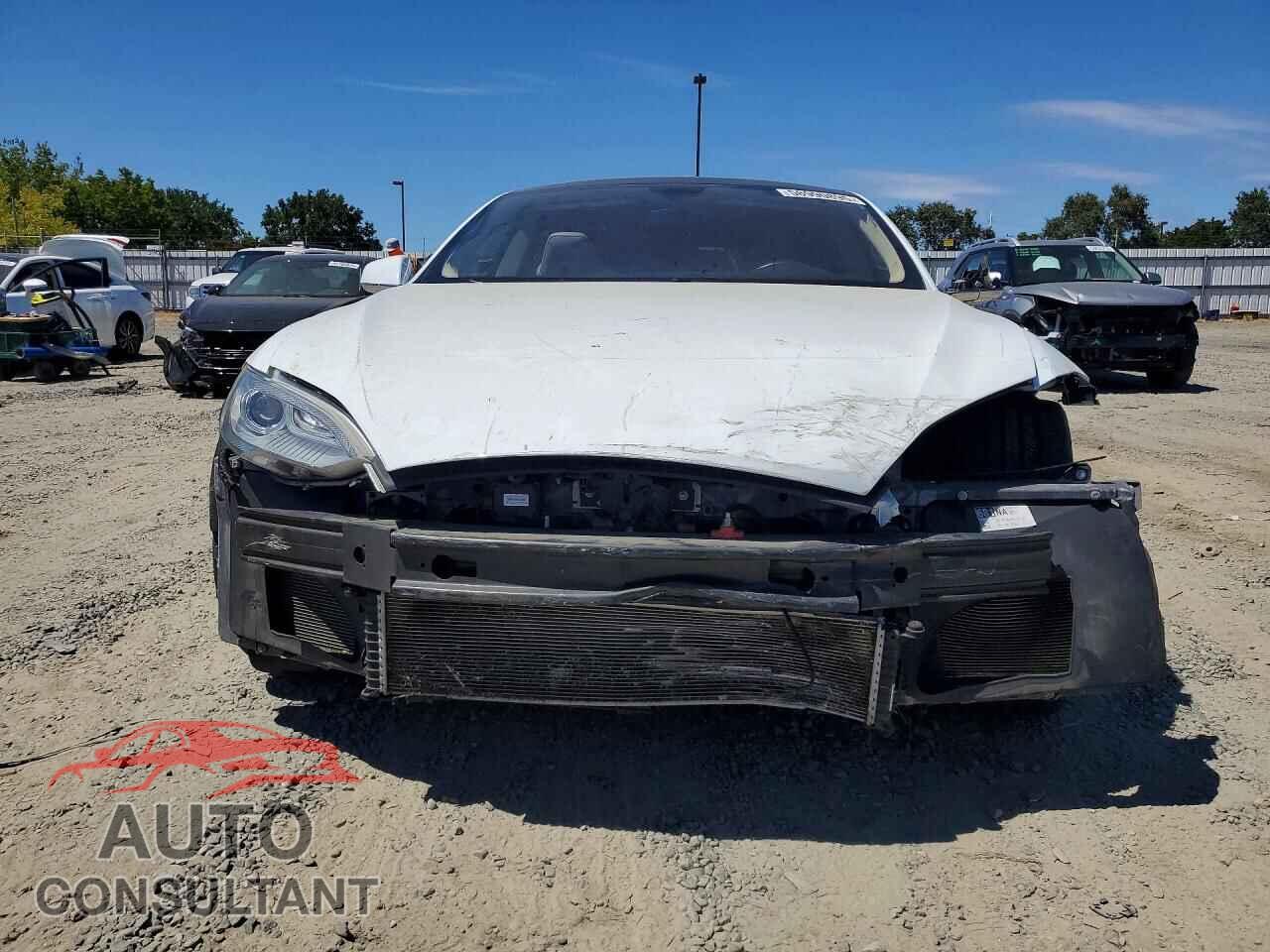 TESLA MODEL S 2013 - 5YJSA1CN7DFP24732