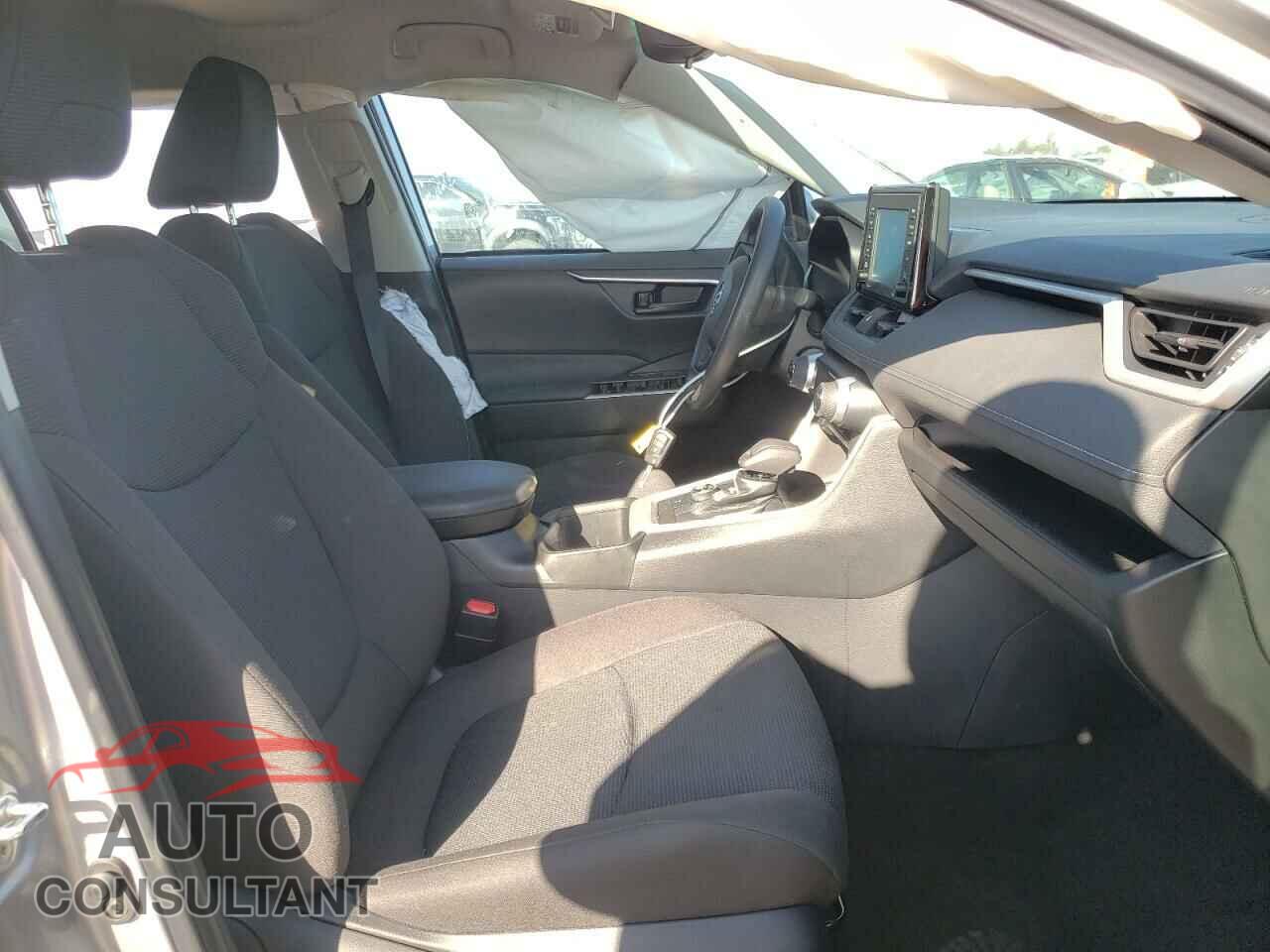 TOYOTA RAV4 2022 - 2T3MWRFV7NW143473