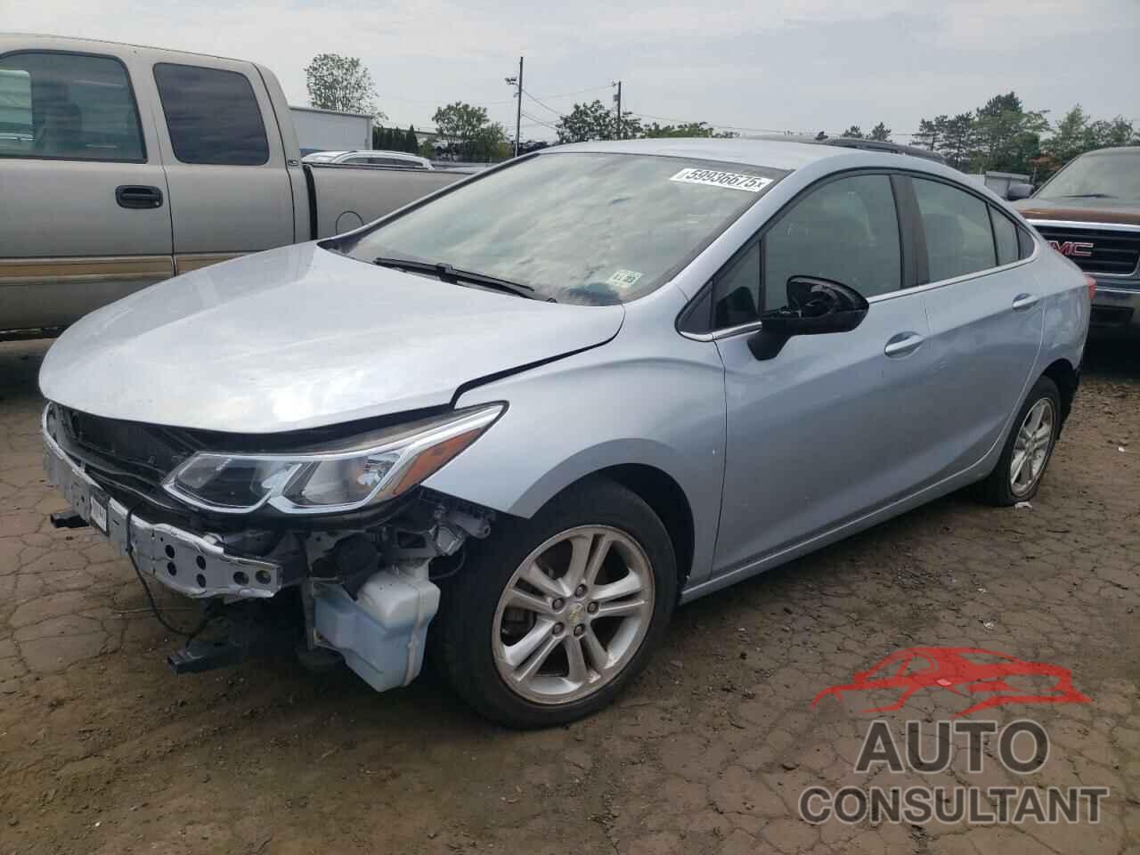 CHEVROLET CRUZE 2018 - 1G1BE5SMXJ7210033