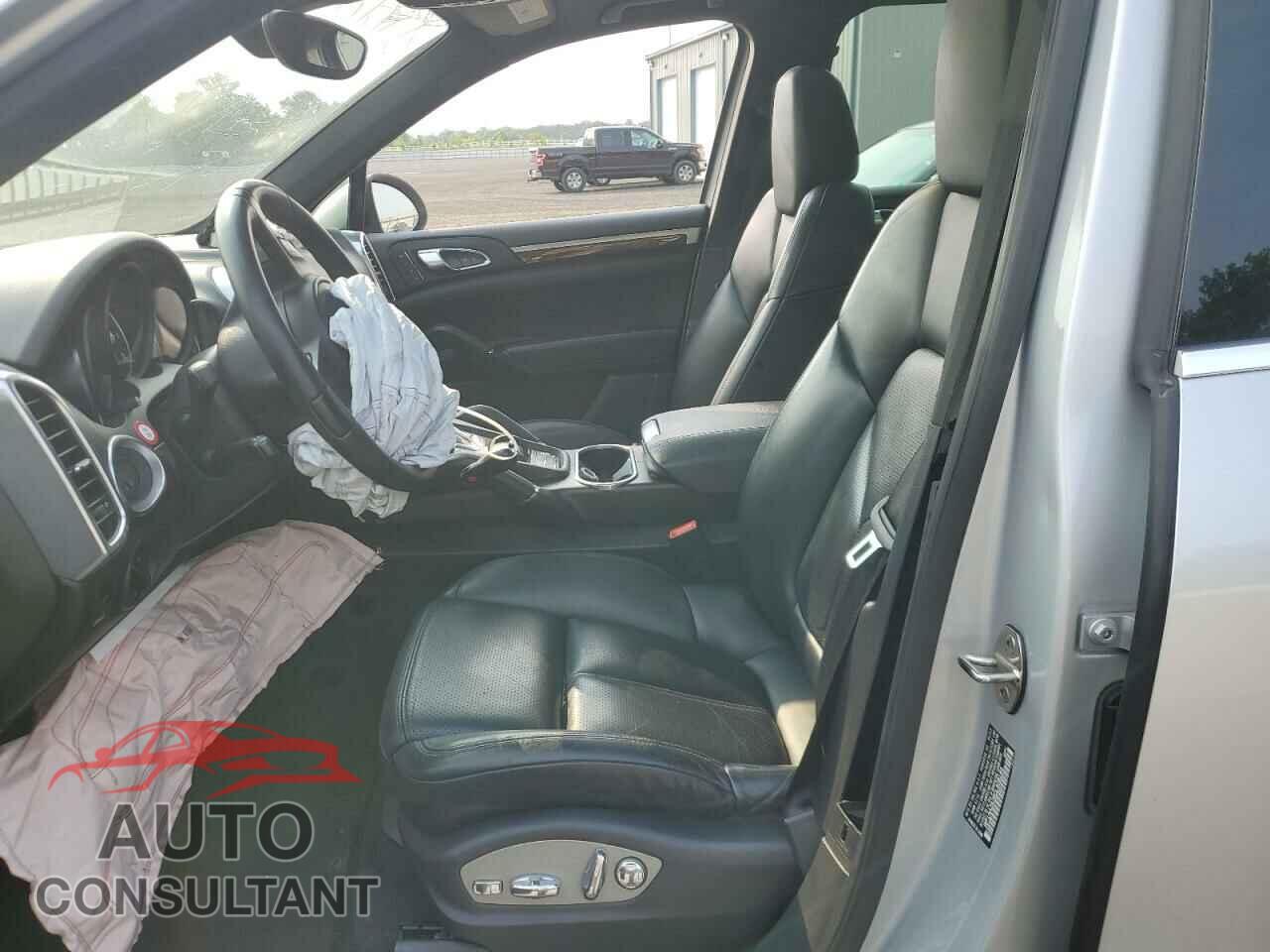 PORSCHE CAYENNE 2013 - WP1AA2A28DLA08184