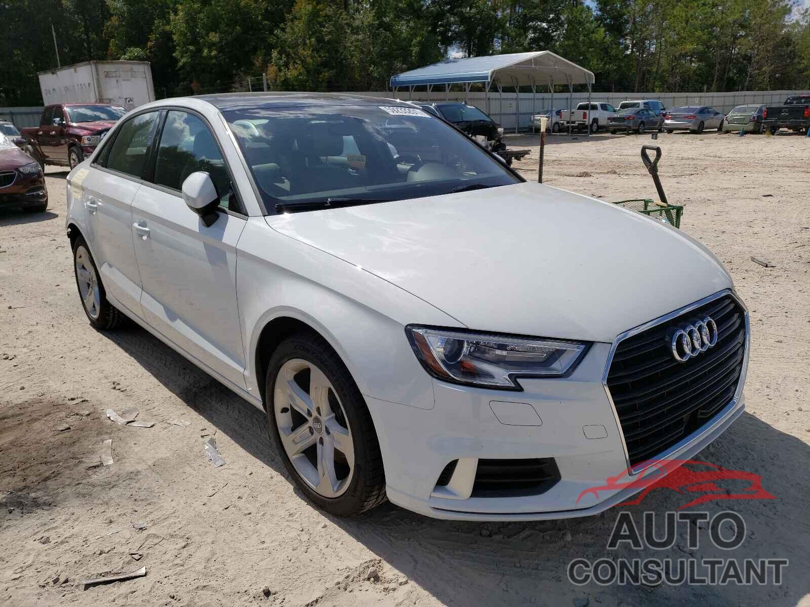 AUDI A3 2018 - WAUAUHFF7J1033573