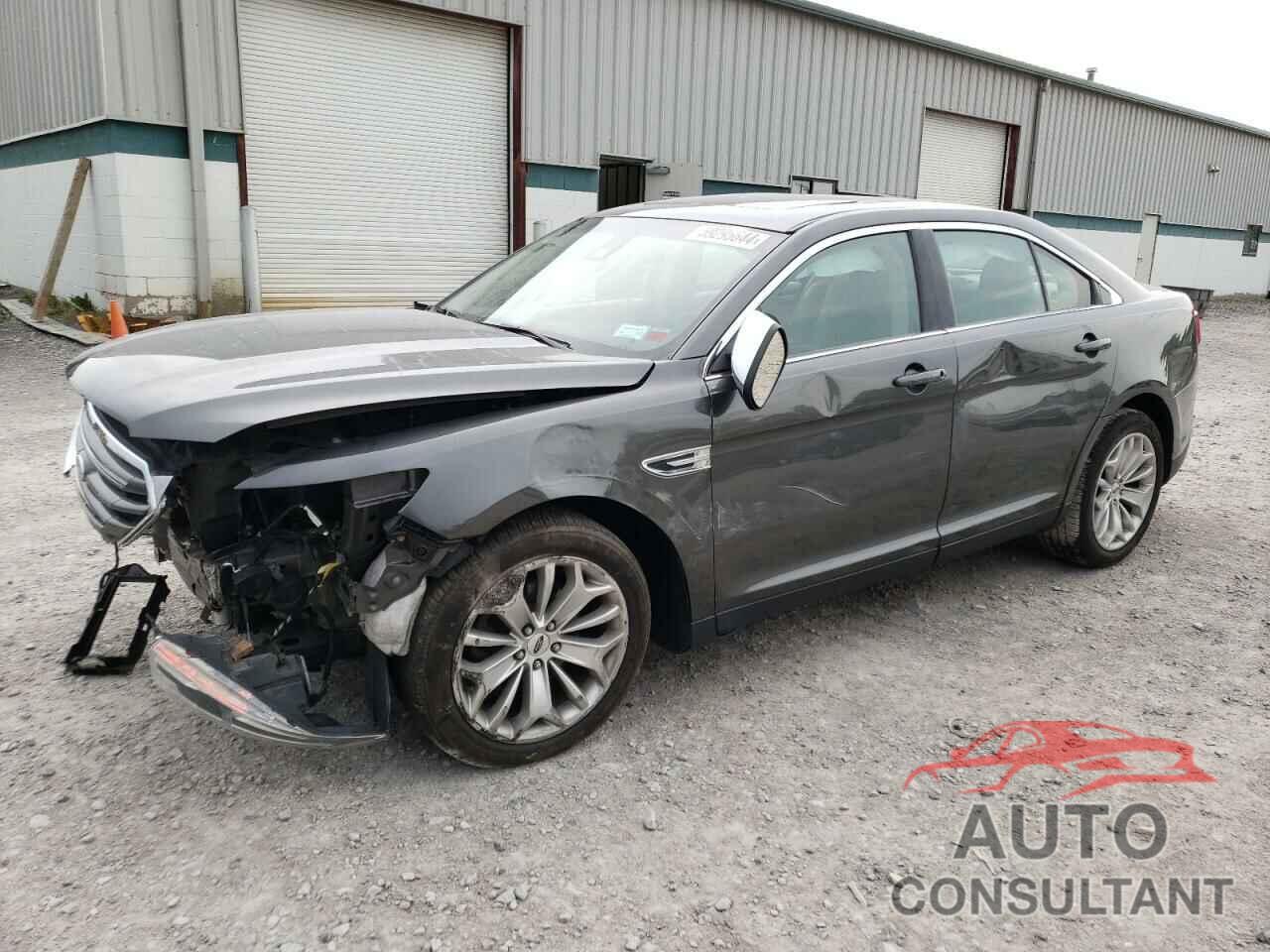 FORD TAURUS 2018 - 1FAHP2F84JG124102