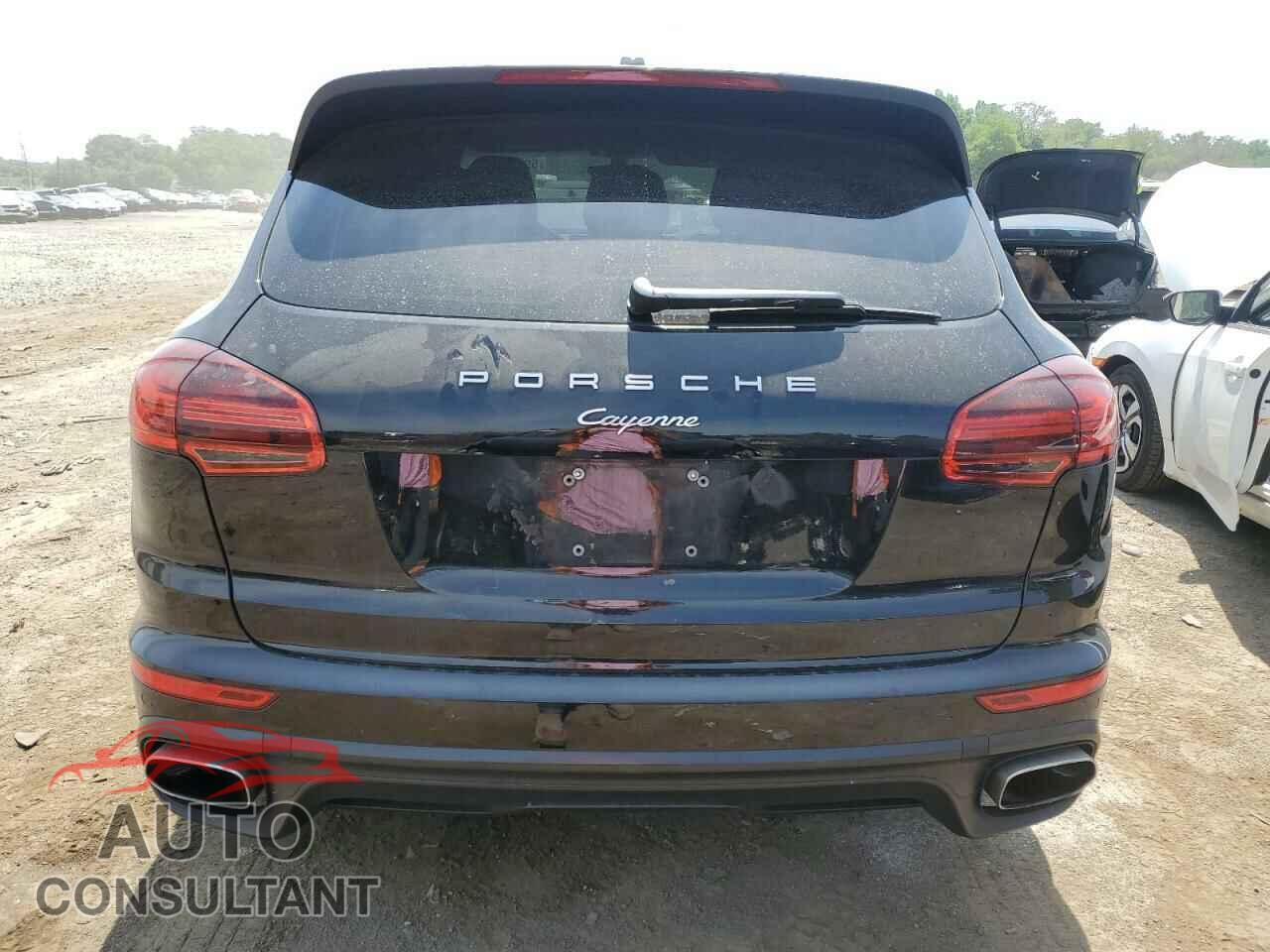PORSCHE CAYENNE 2016 - WP1AA2A2XGLA08286