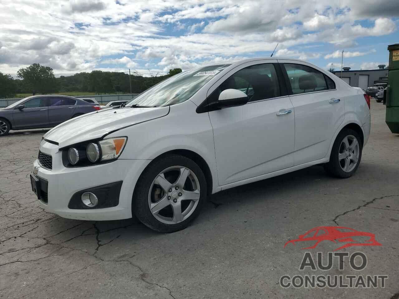 CHEVROLET SONIC 2014 - 1G1JE5SB3E4191729