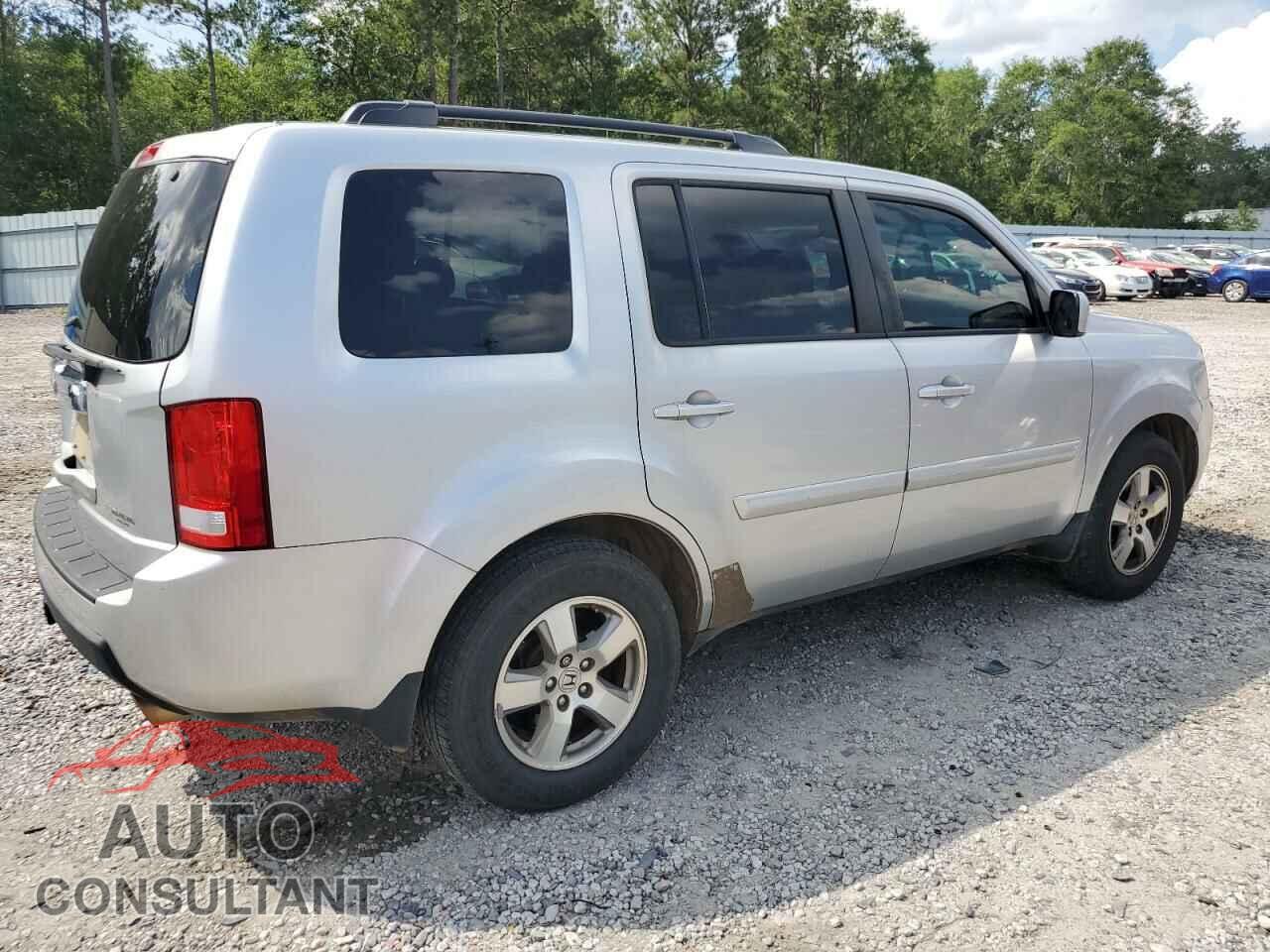 HONDA PILOT 2011 - 5FNYF3H53BB030620