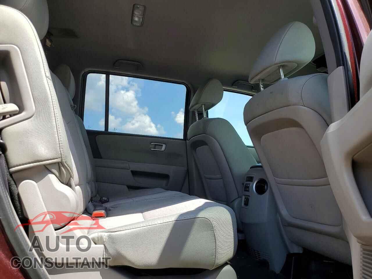 HONDA PILOT 2014 - 5FNYF4H49EB504247