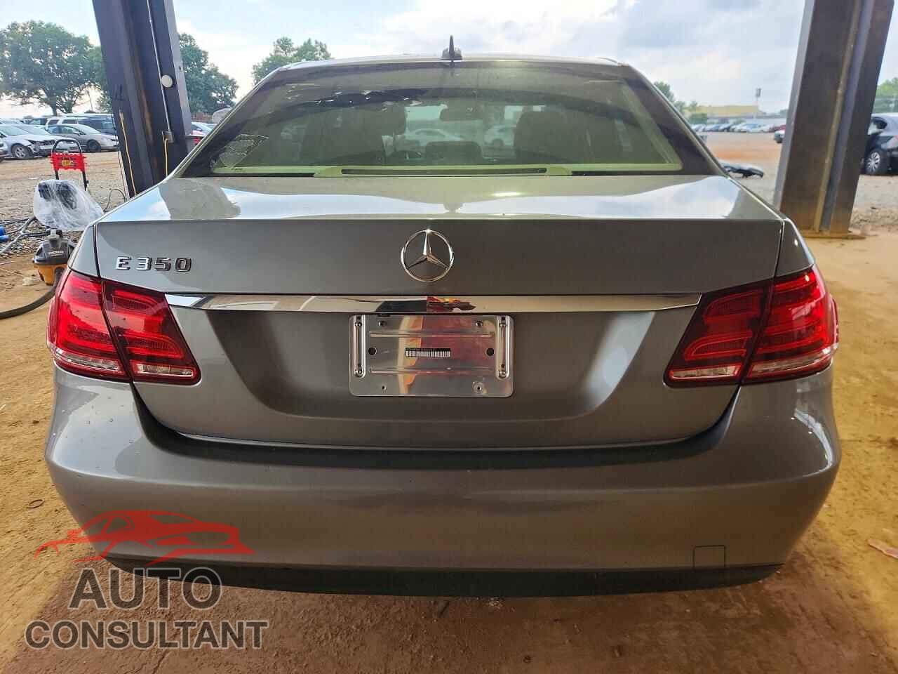 MERCEDES-BENZ E-CLASS 2014 - WDDHF5KB1EA860817