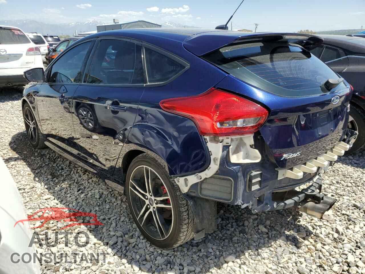 FORD FOCUS 2017 - 1FADP3L91HL307685