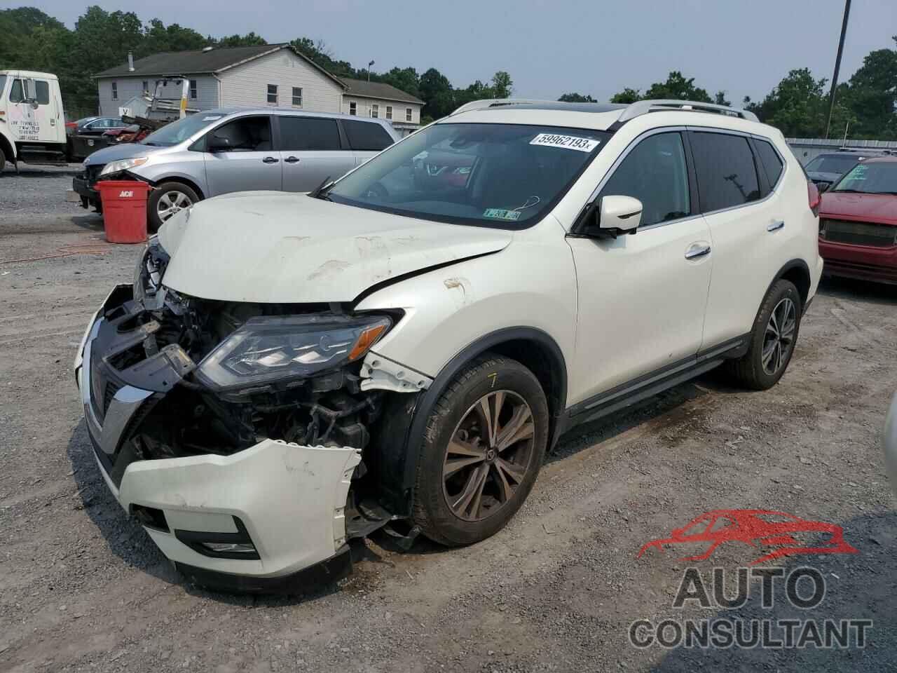 NISSAN ROGUE 2017 - 5N1AT2MV0HC846180