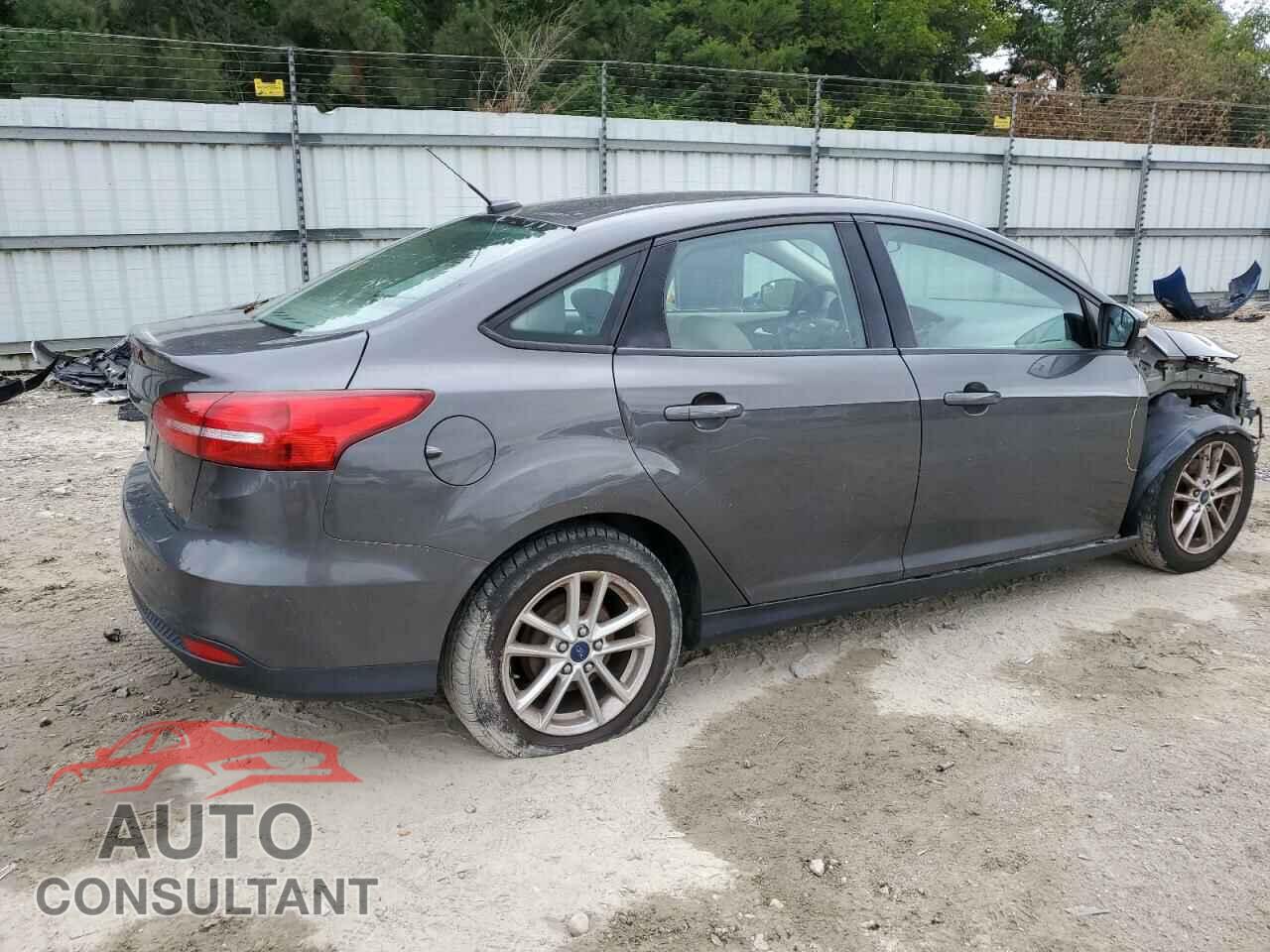FORD FOCUS 2015 - 1FADP3F23FL290089