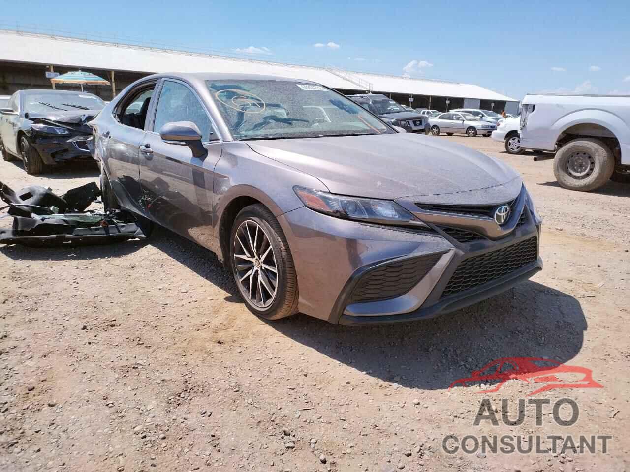 TOYOTA CAMRY 2022 - 4T1G11AK9NU633612