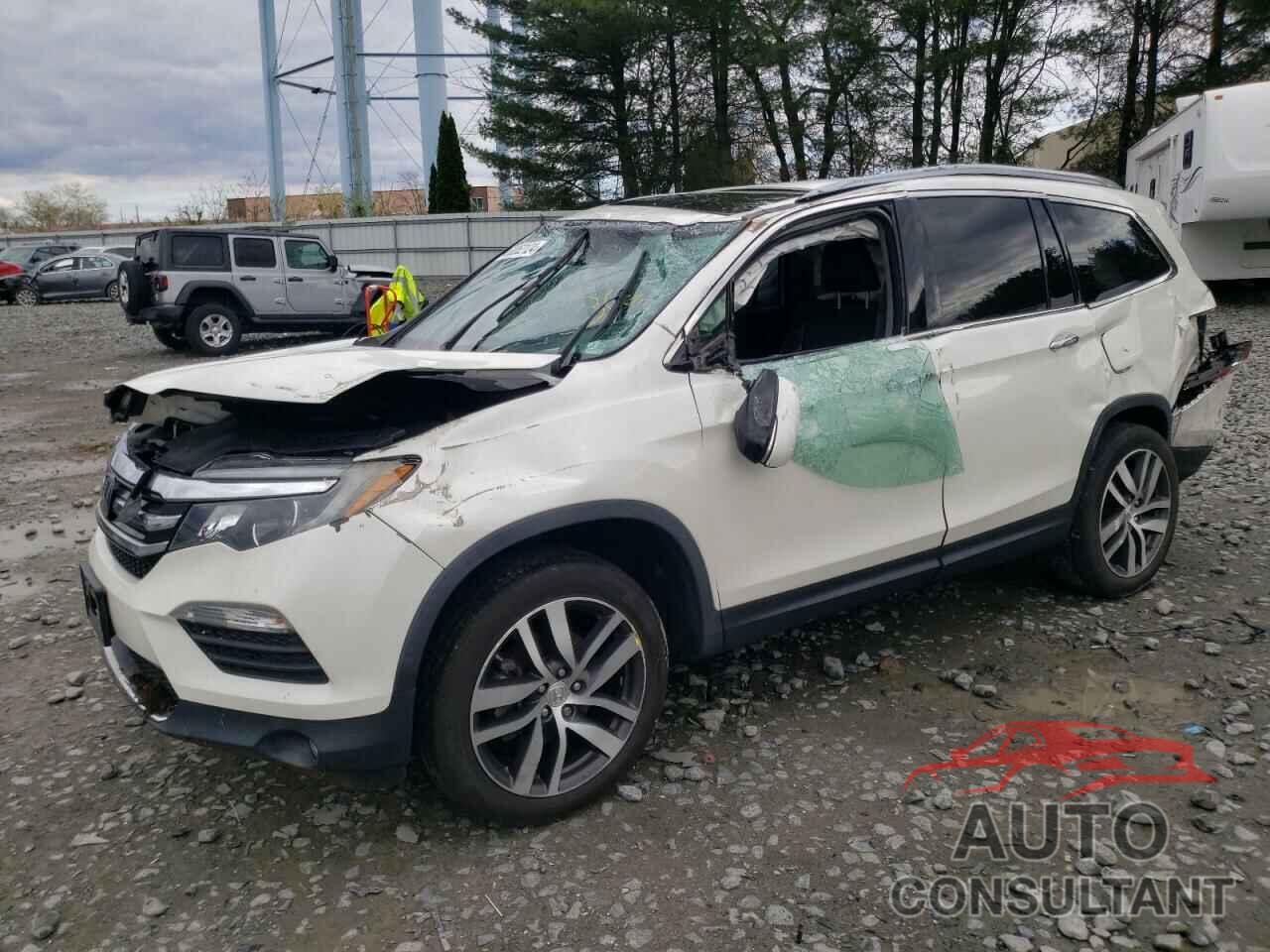 HONDA PILOT 2018 - 5FNYF6H09JB035762