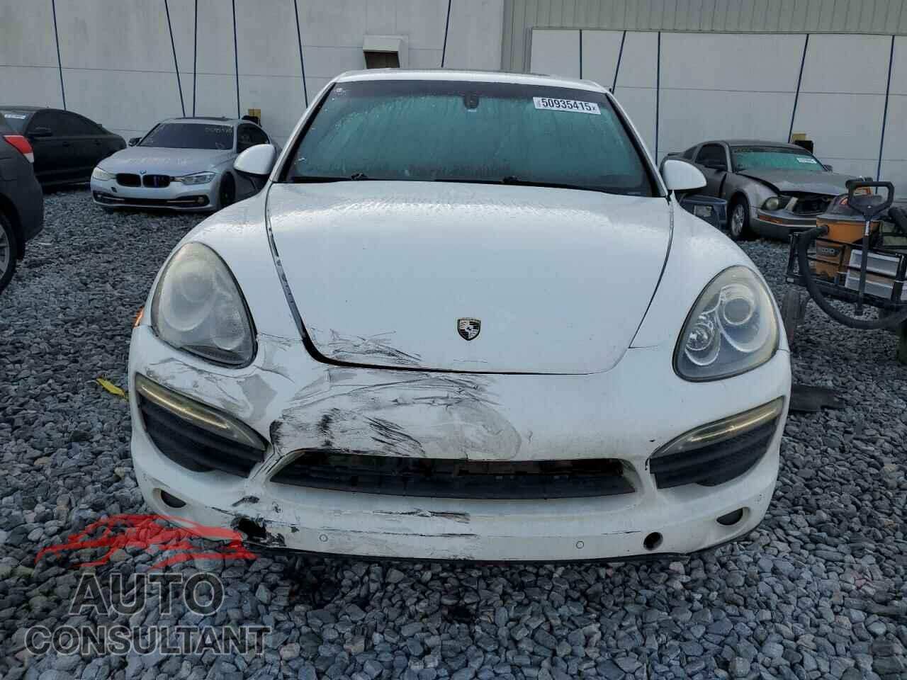 PORSCHE CAYENNE 2013 - WP1AB2A28DLA85229