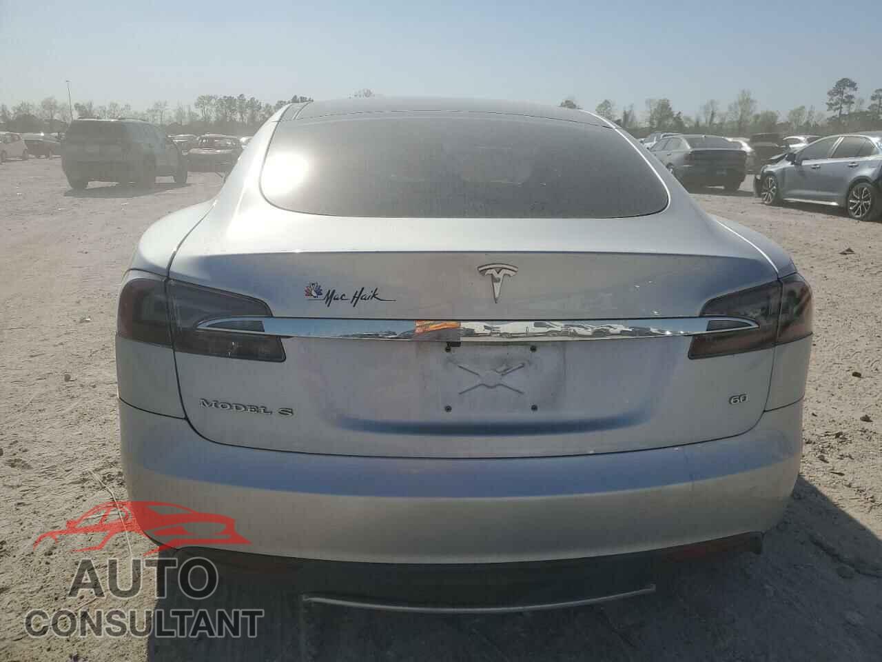 TESLA MODEL S 2013 - 5YJSA1CG3DFP08951