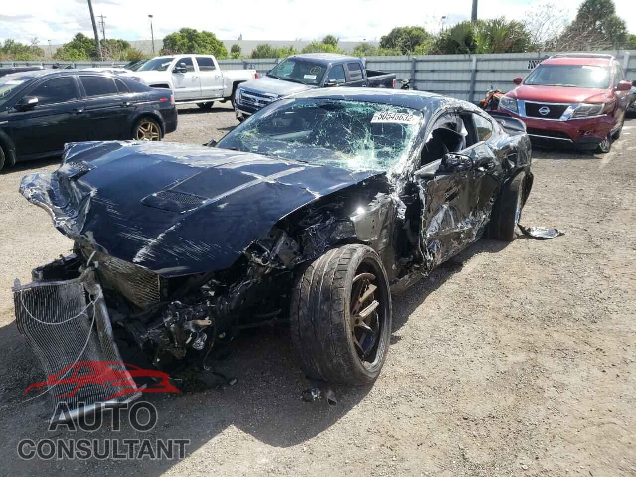 FORD MUSTANG 2019 - 1FA6P8CF3K5117765