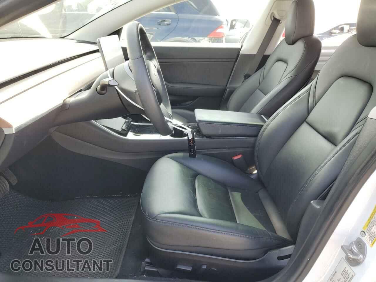 TESLA MODEL 3 2019 - 5YJ3E1EA8KF434550