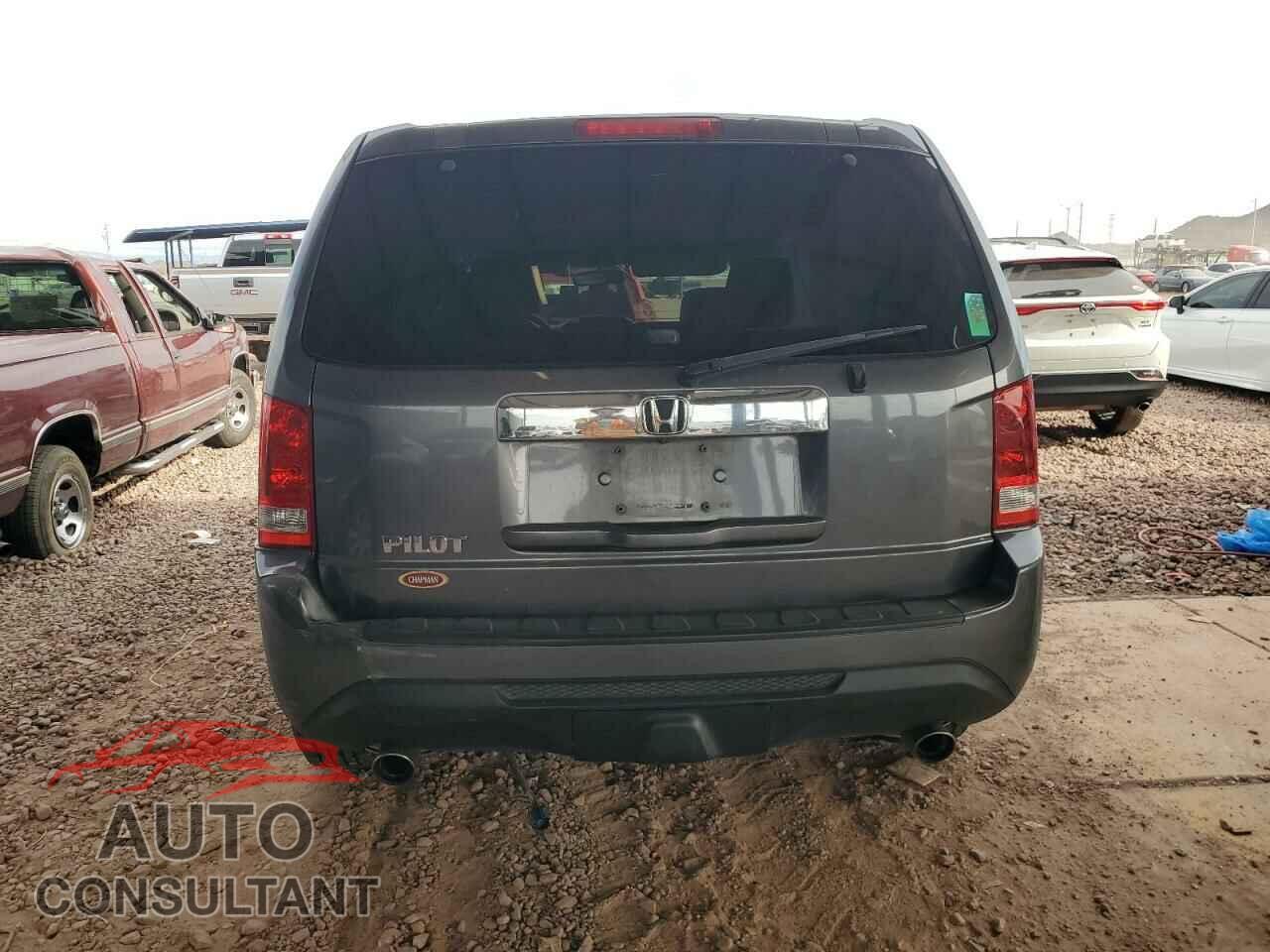 HONDA PILOT 2015 - 5FNYF3H52FB011420