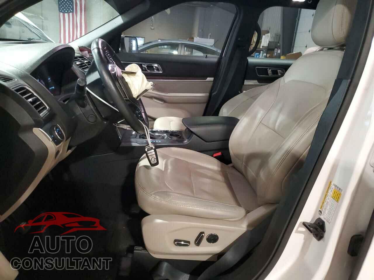 FORD EXPLORER 2018 - 1FM5K7FHXJGB63376