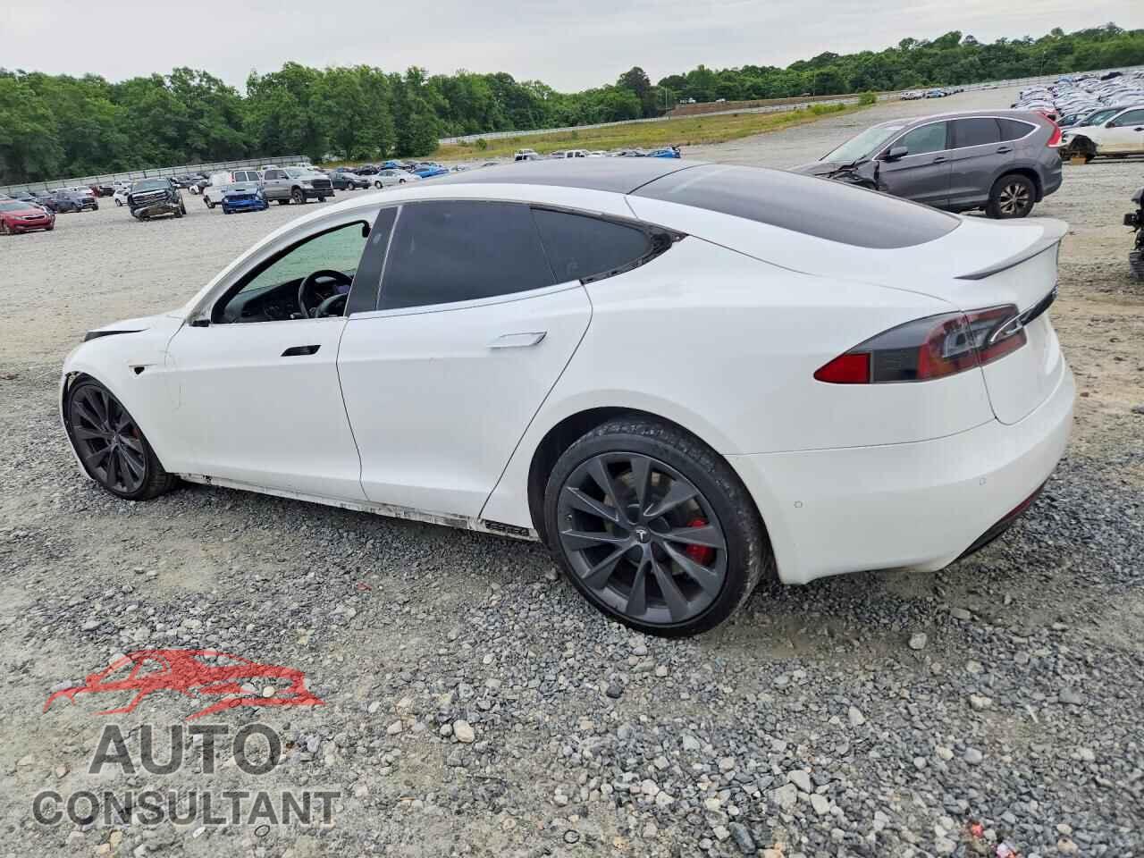 TESLA MODEL S 2020 - 5YJSA1E48LF412339
