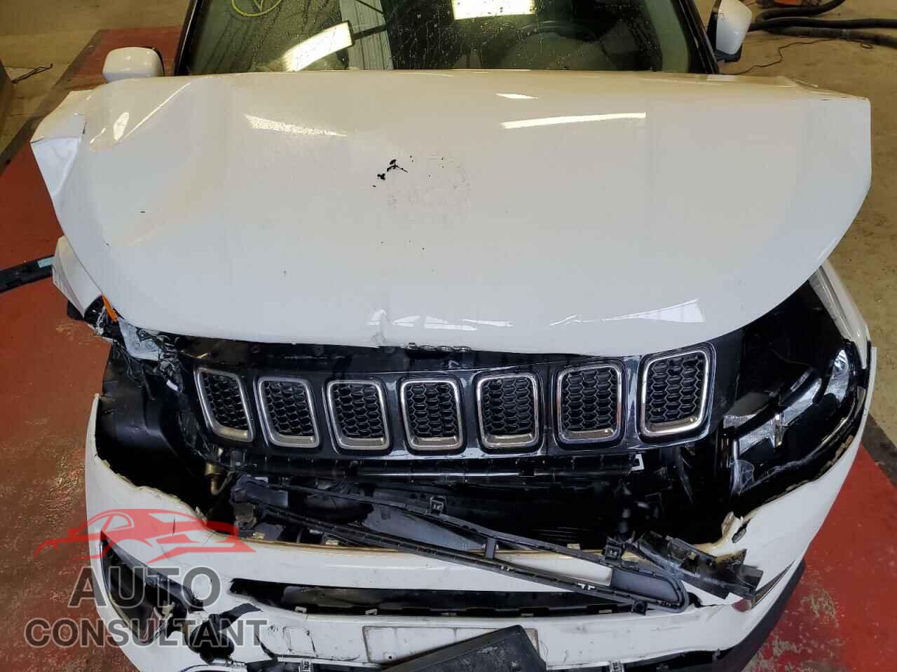 JEEP COMPASS 2020 - 3C4NJDCB5LT160969
