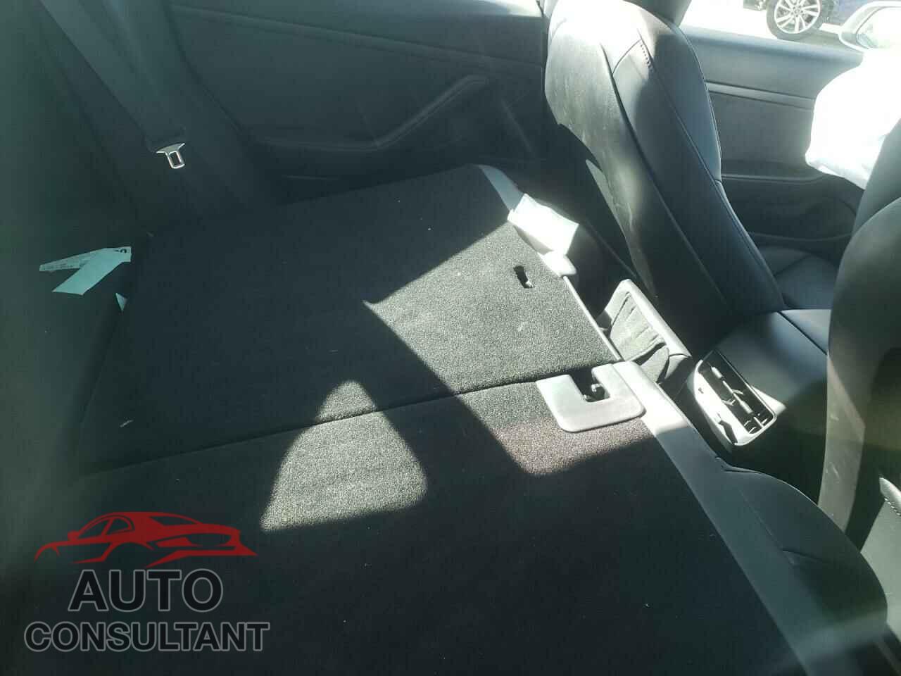 TESLA MODEL 3 2020 - 5YJ3E1EA9LF613438
