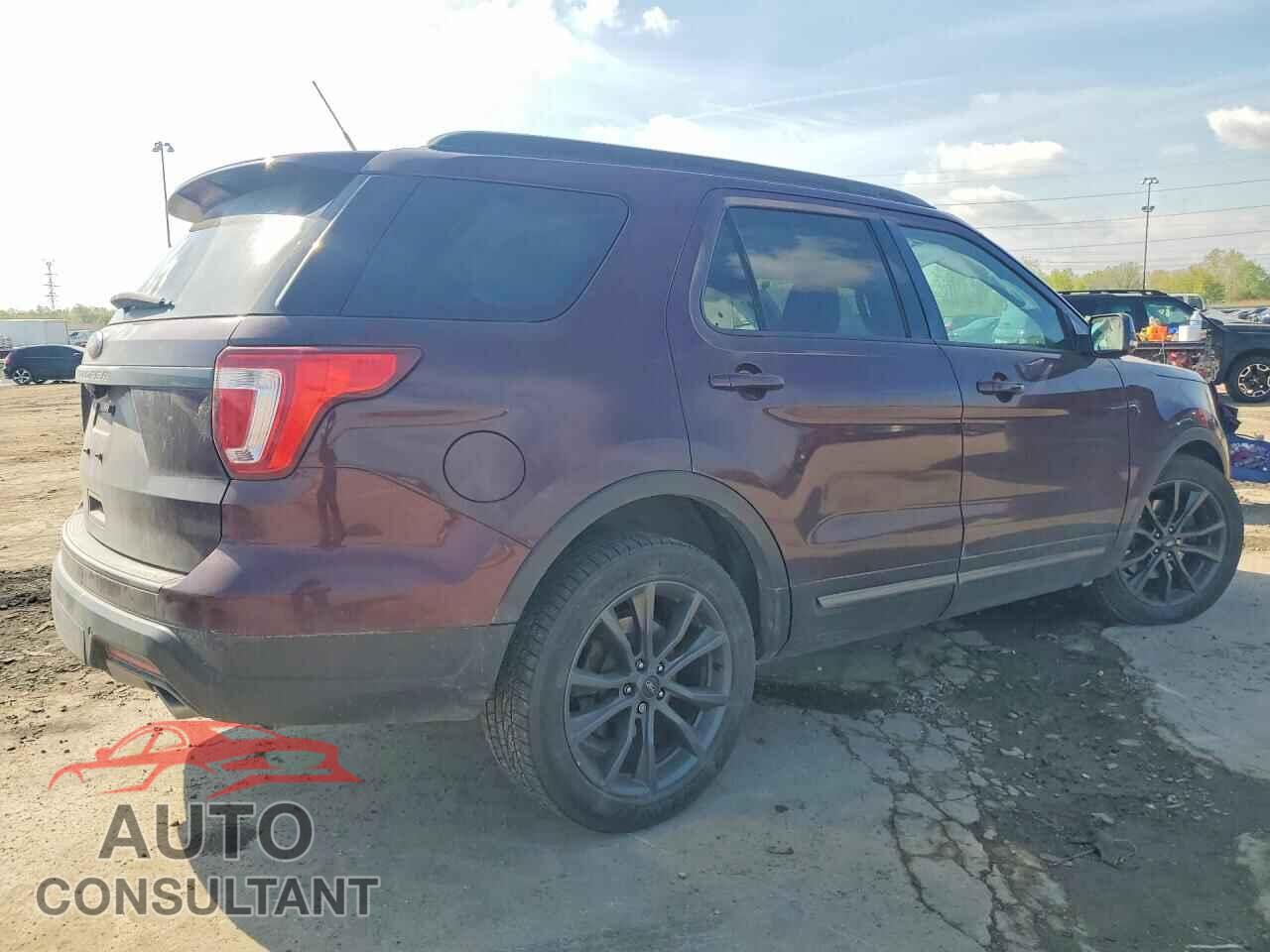 FORD EXPLORER 2018 - 1FM5K7D80JGB77130