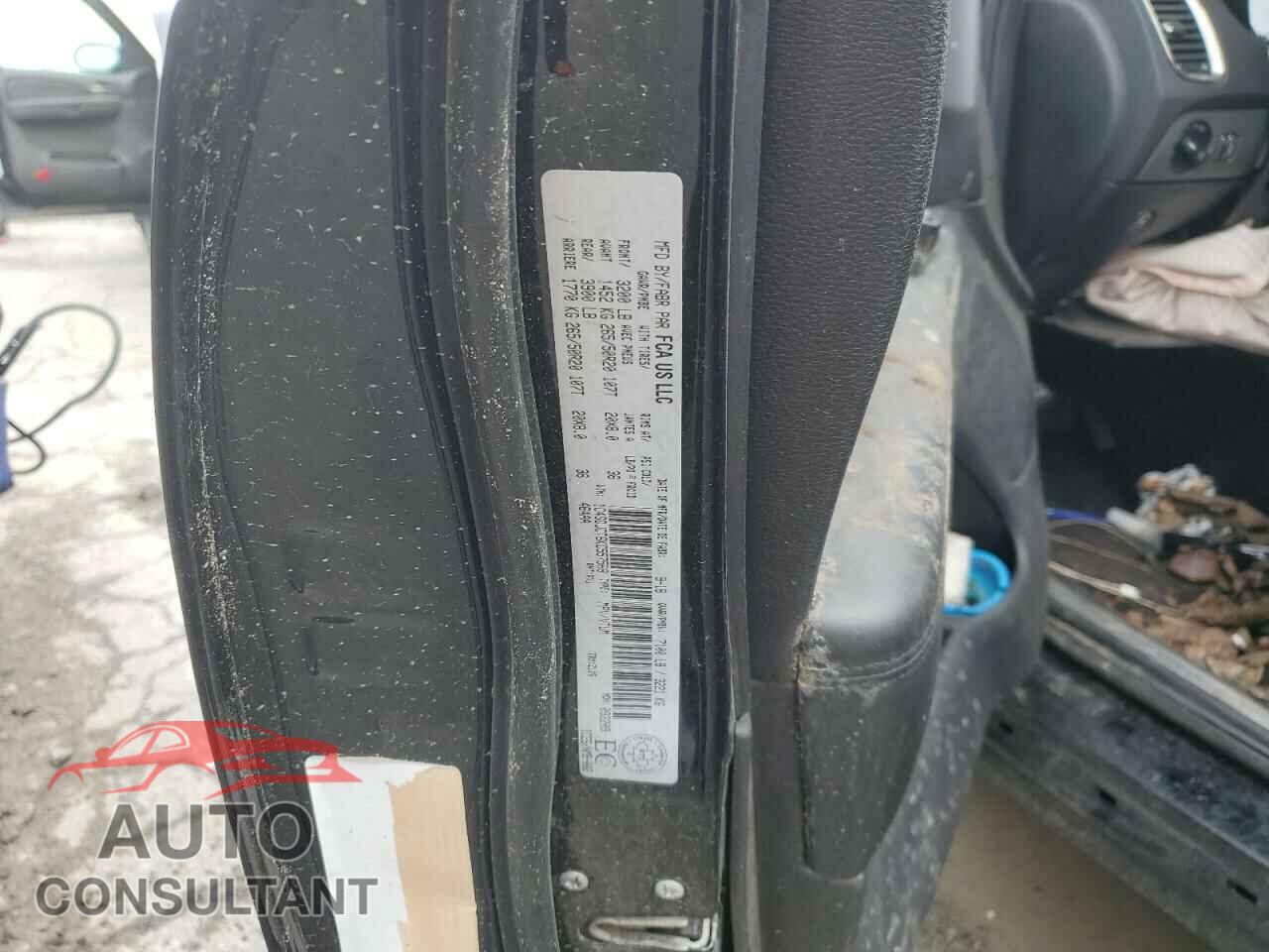 DODGE DURANGO 2019 - 1C4SDJCT6KC557568