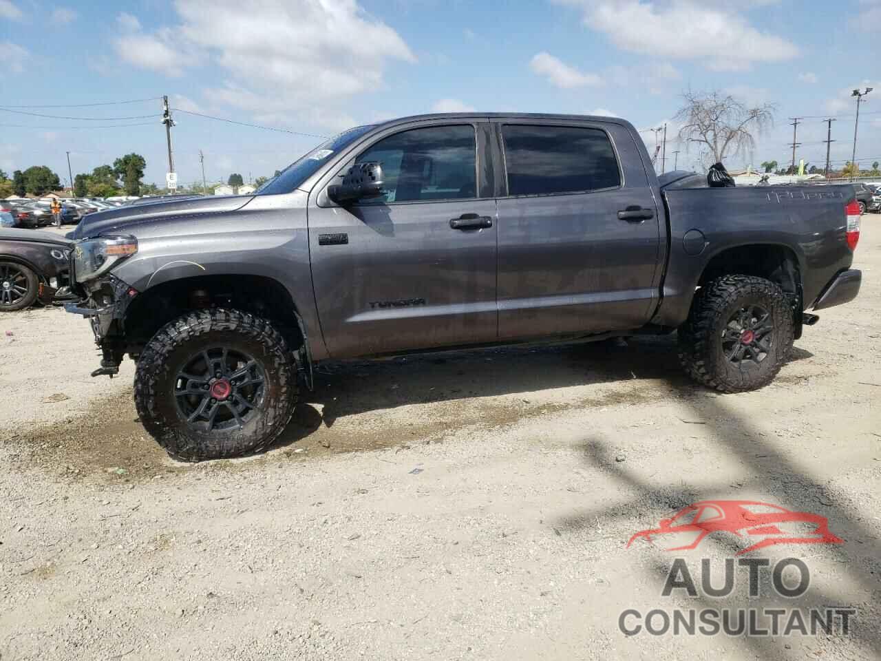 TOYOTA TUNDRA 2020 - 5TFDY5F12LX931408