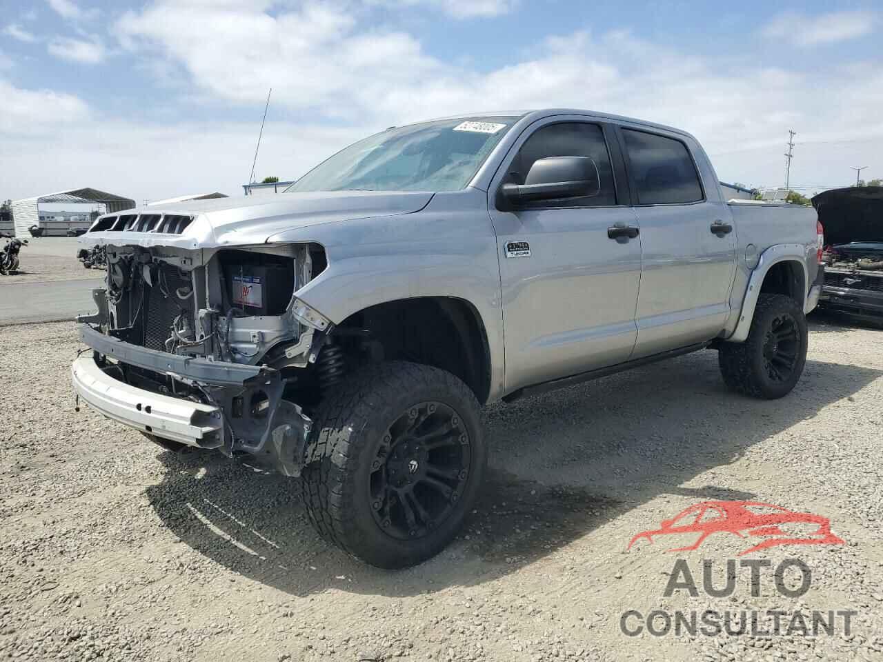 TOYOTA TUNDRA 2018 - 5TFAY5F12JX756819