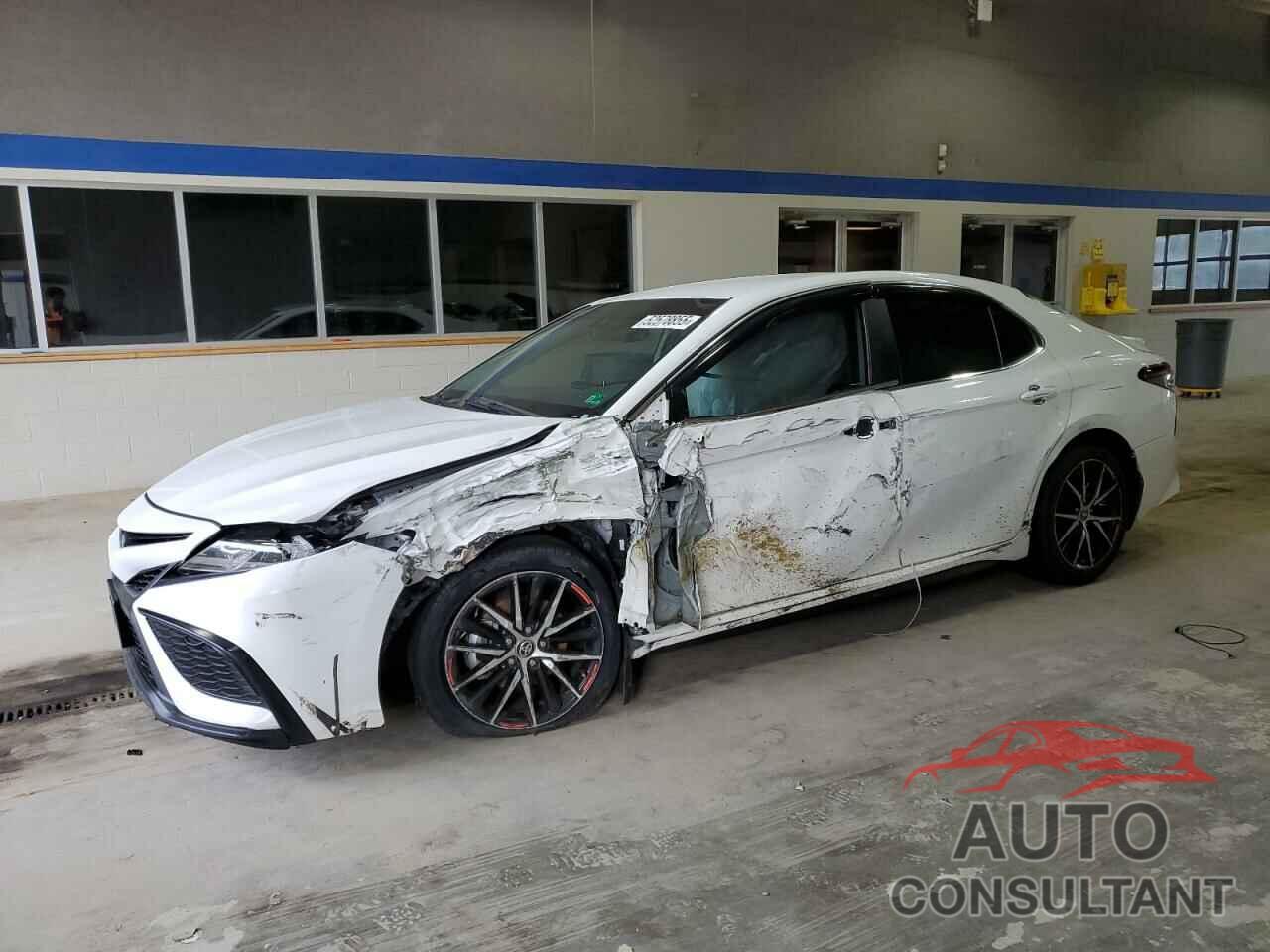 TOYOTA CAMRY 2024 - 4T1G11AK9RU193509