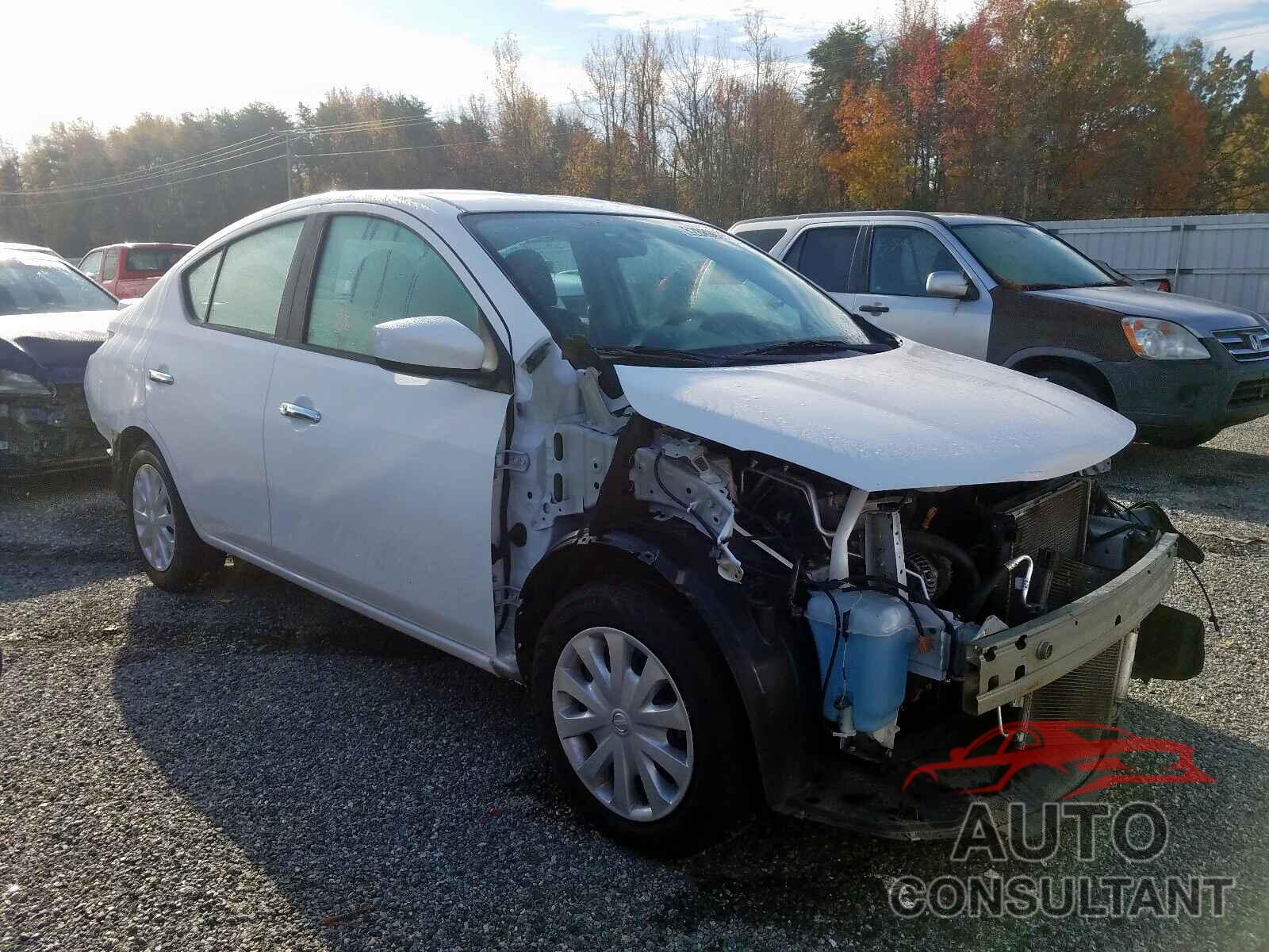 NISSAN VERSA 2018 - 3N1CN7AP4JL888438