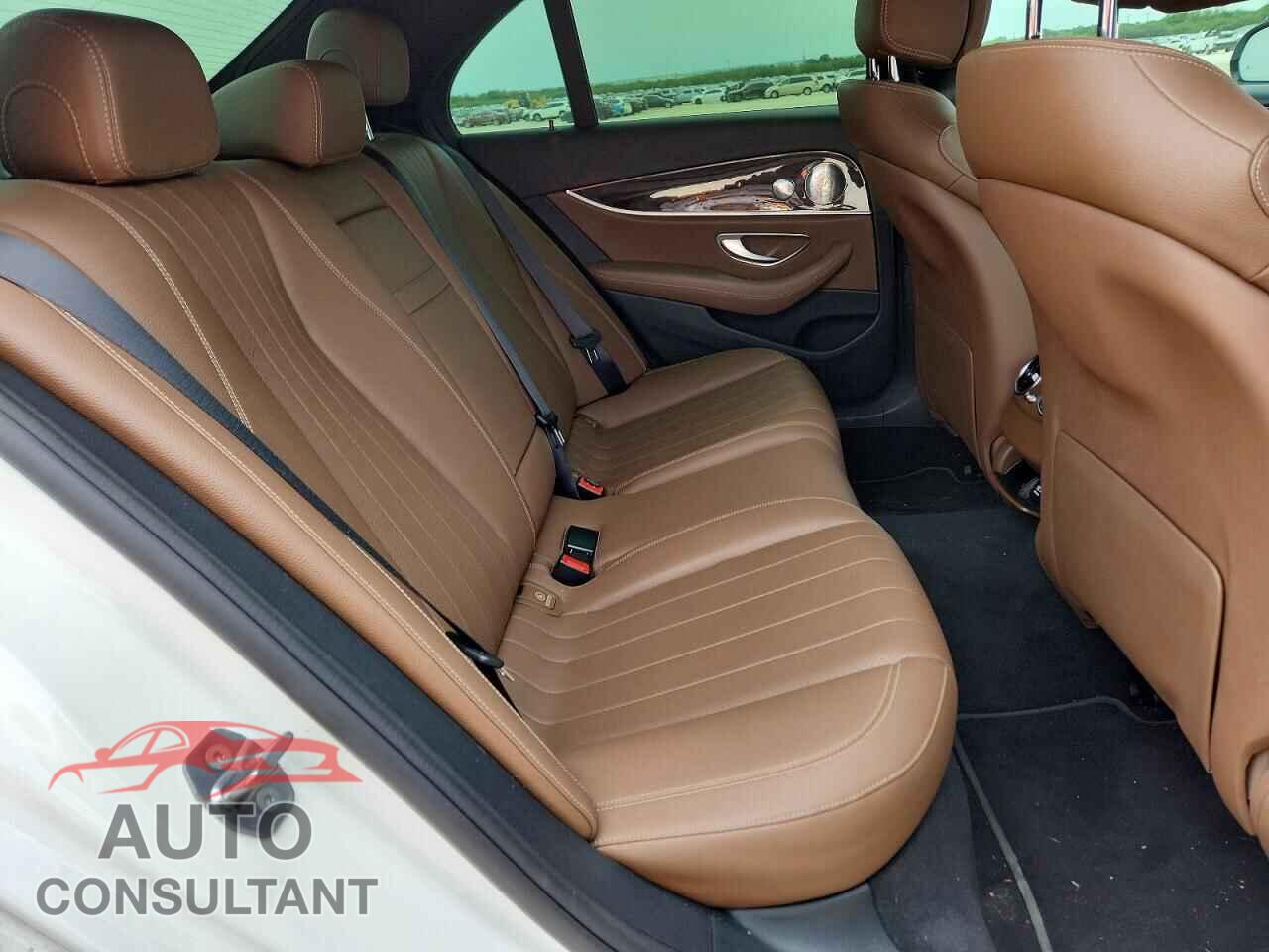 MERCEDES-BENZ E-CLASS 2017 - WDDZF4JB3HA060802