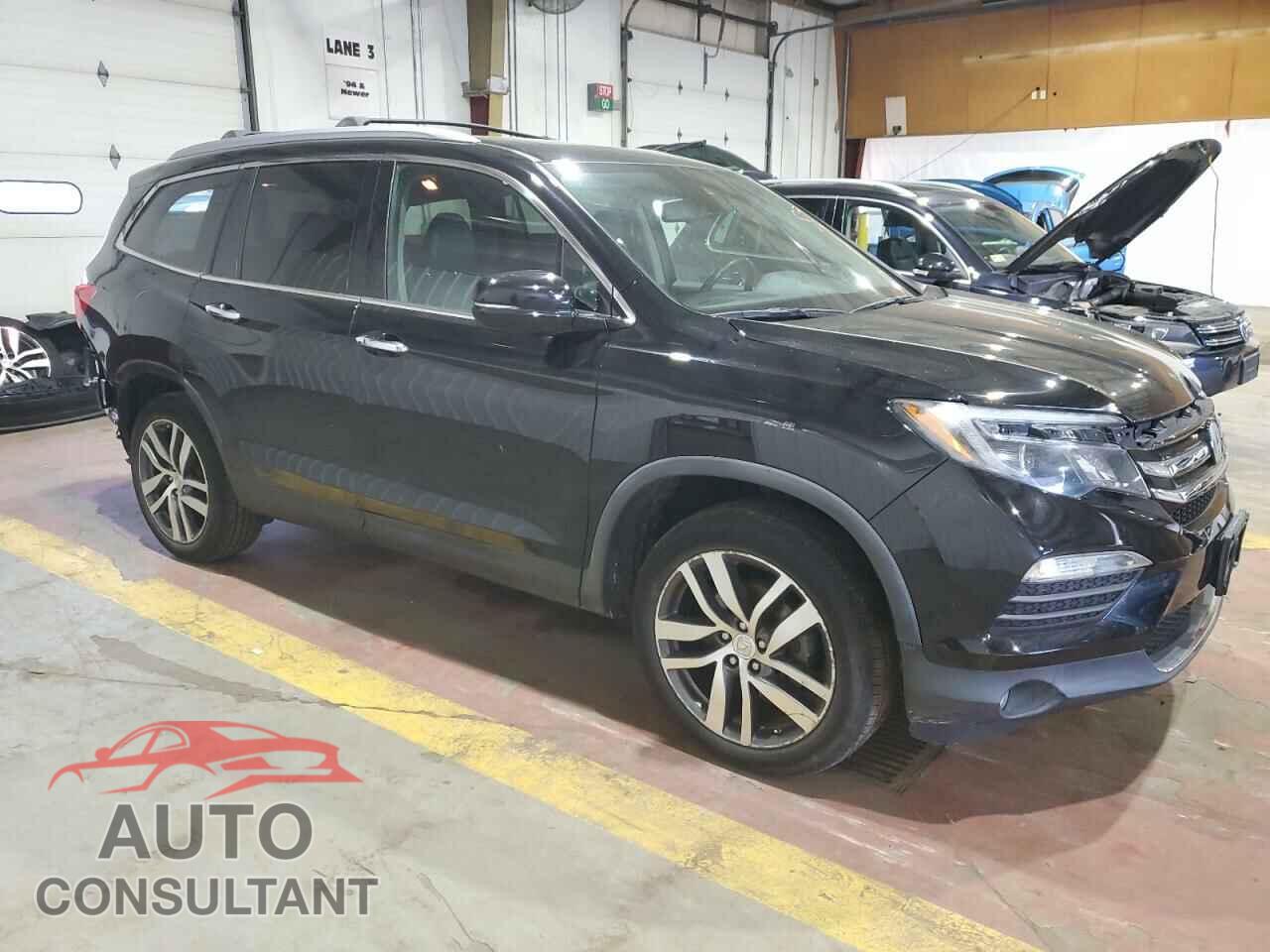 HONDA PILOT 2017 - 5FNYF6H00HB034610