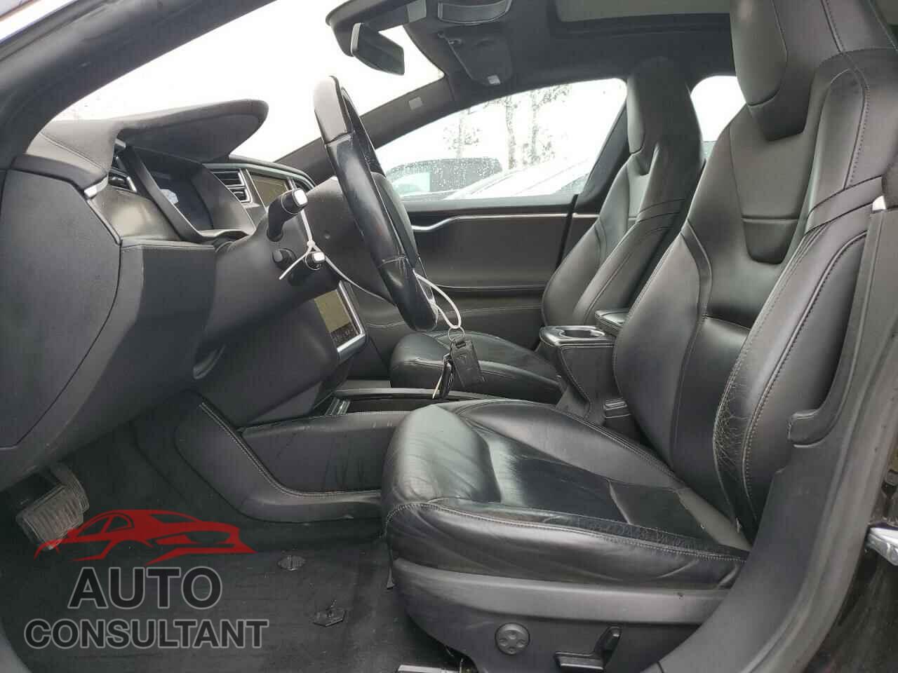 TESLA MODEL S 2015 - 5YJSA1E12FF111396