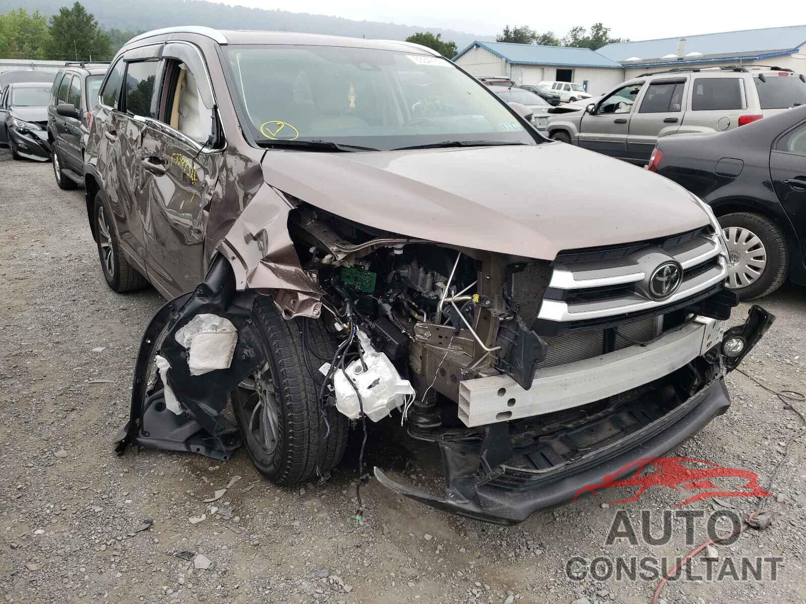 TOYOTA HIGHLANDER 2018 - 5TDJZRFH8JS891987