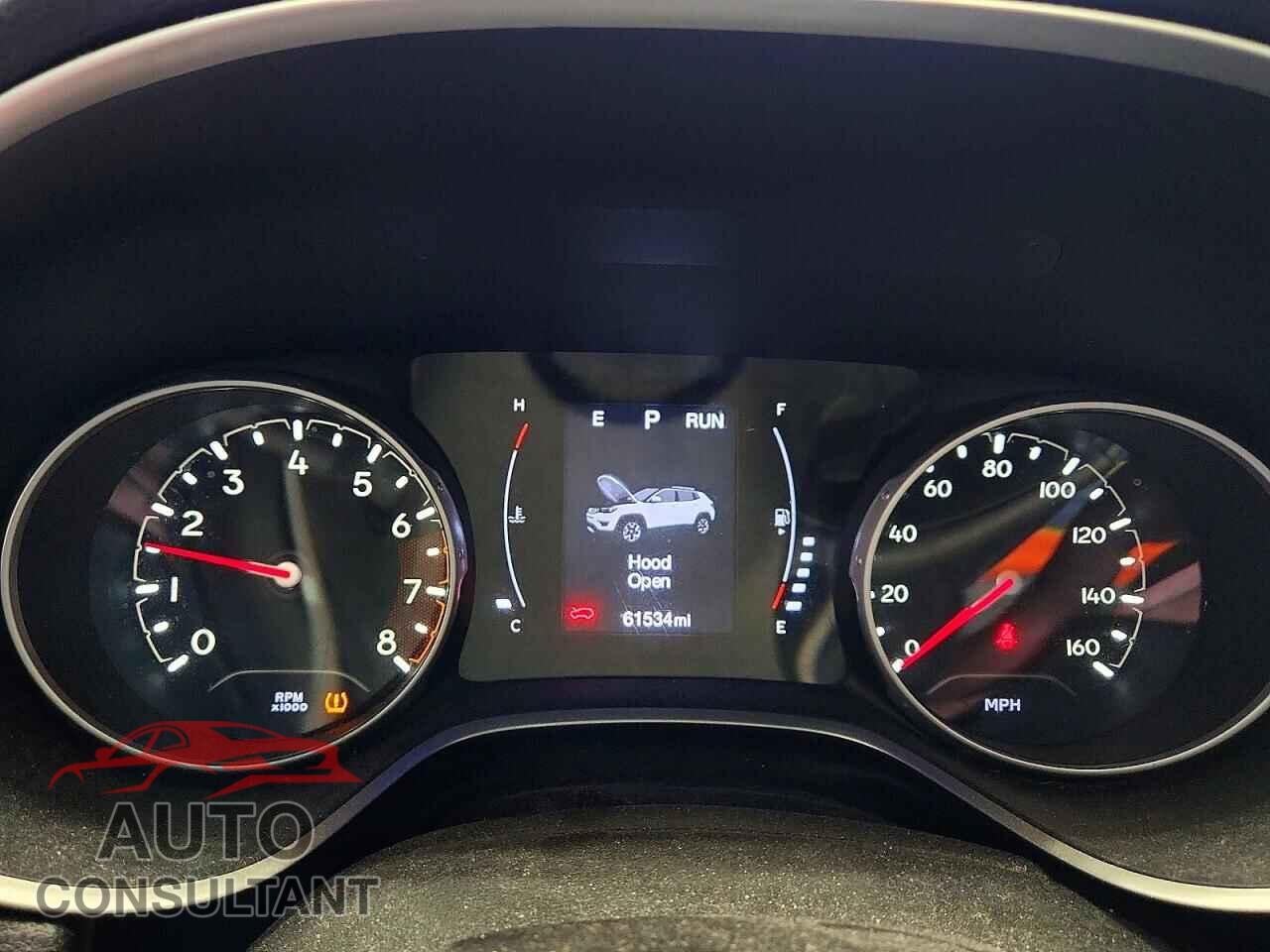 JEEP COMPASS 2017 - 3C4NJCAB7HT658191