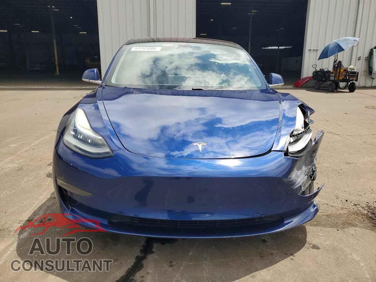 TESLA MODEL 3 2018 - 5YJ3E1EA0JF005580