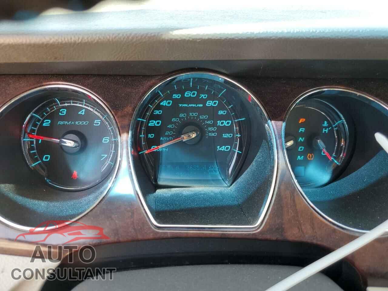 FORD TAURUS 2010 - 1FAHP2EW2AG117584