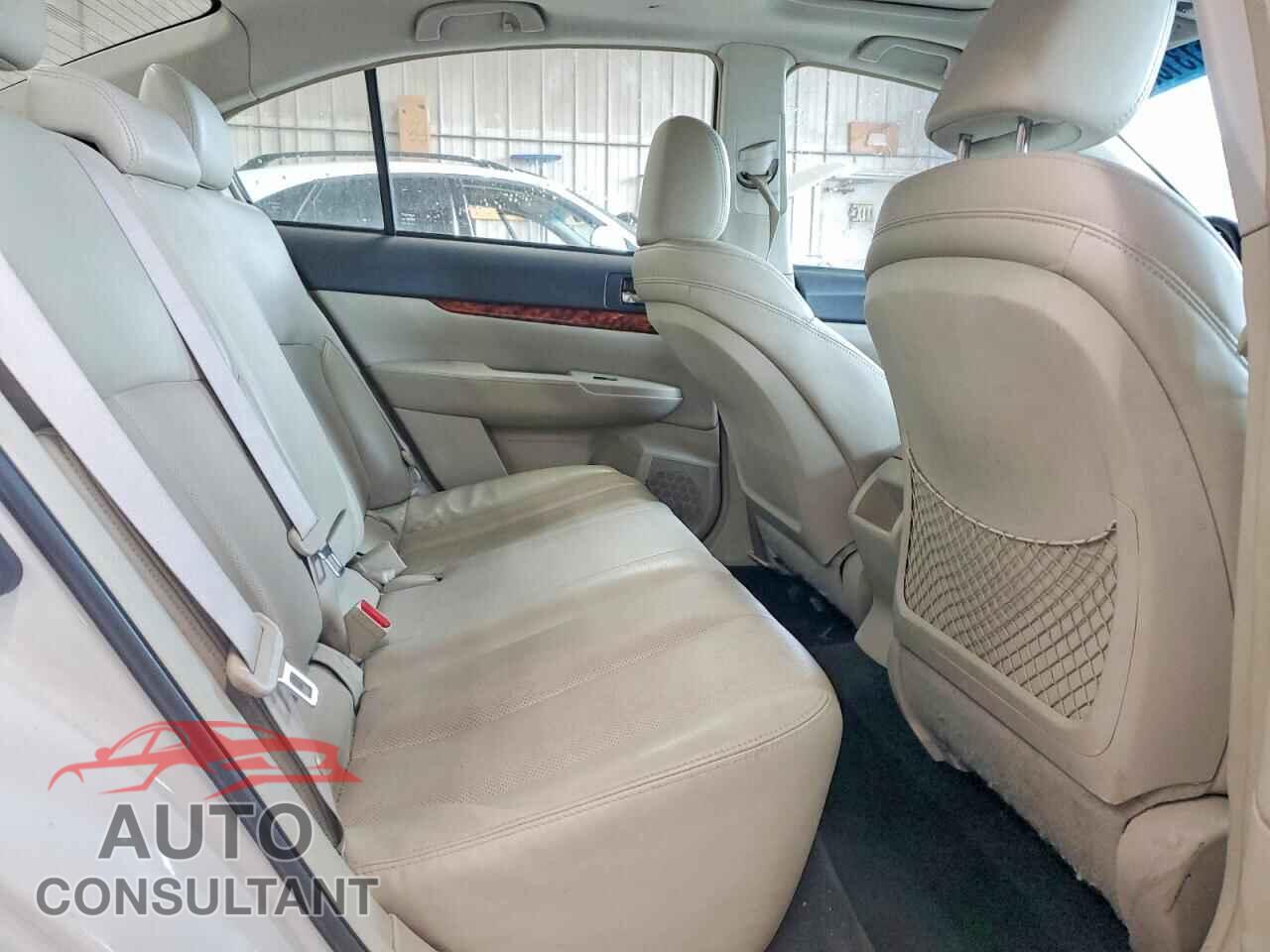 SUBARU LEGACY 2011 - 4S3BMBK64B3220950