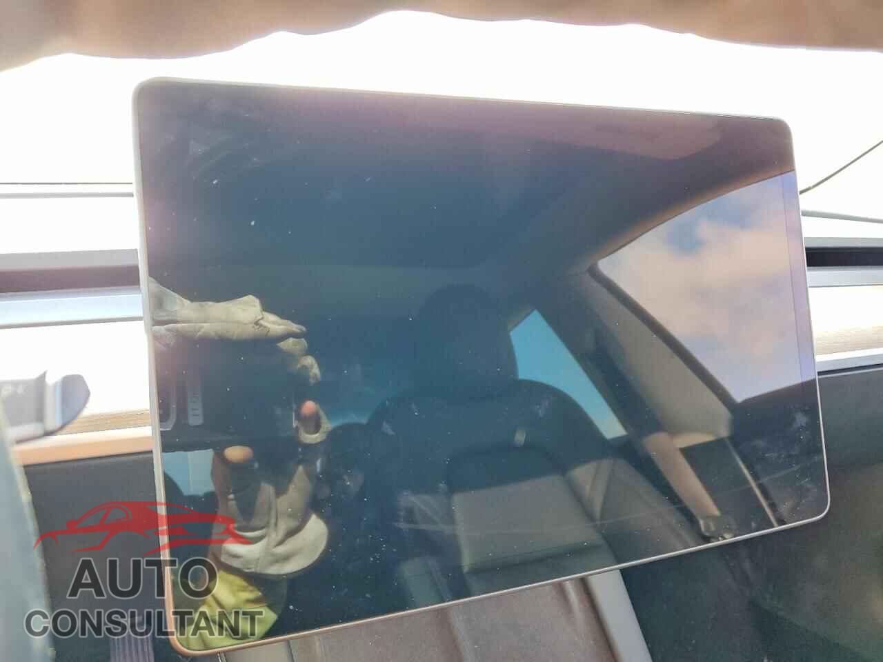 TESLA MODEL 3 2023 - 5YJ3E1EA7PF672168