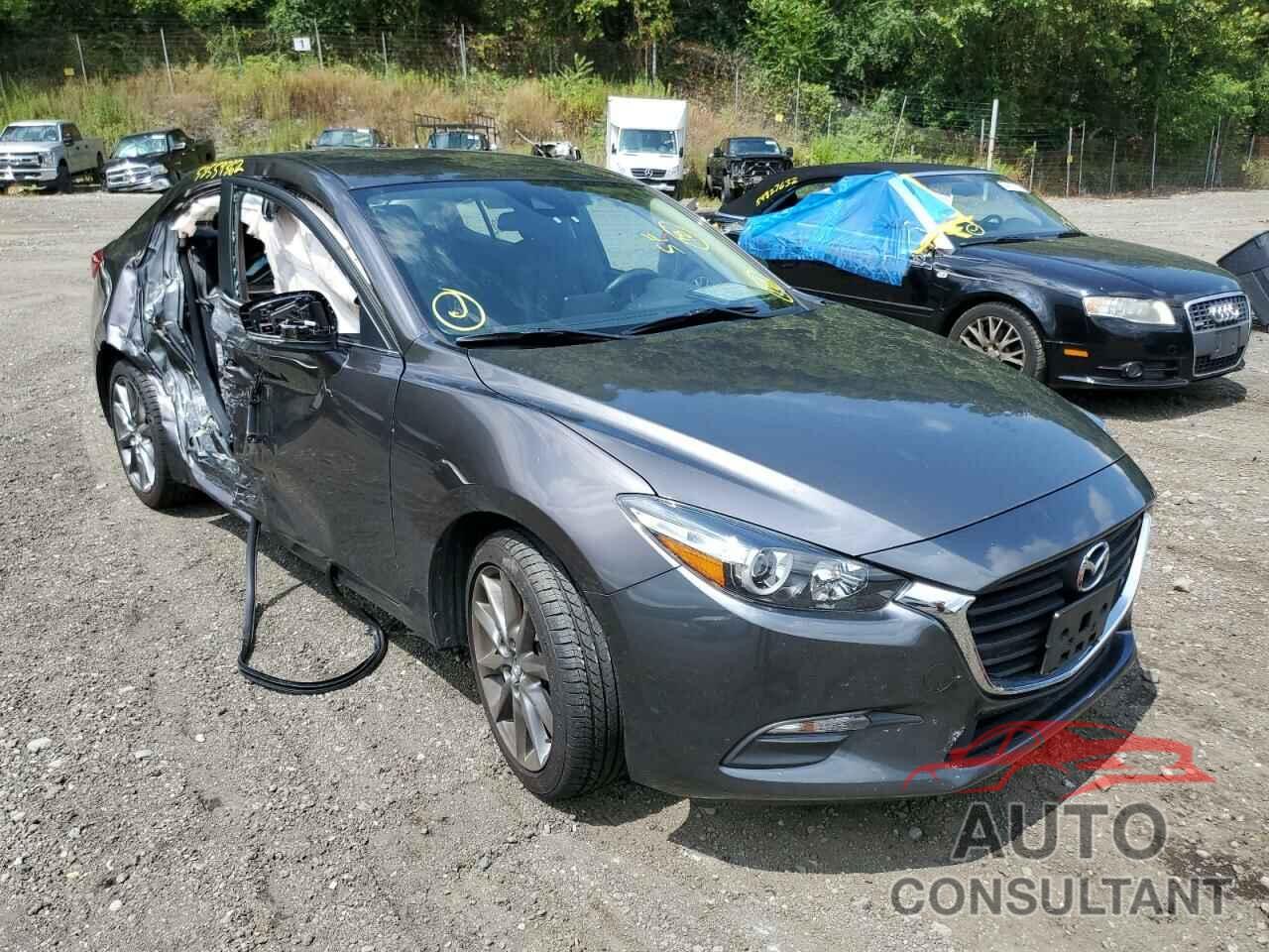 MAZDA 3 2018 - 3MZBN1V32JM234185