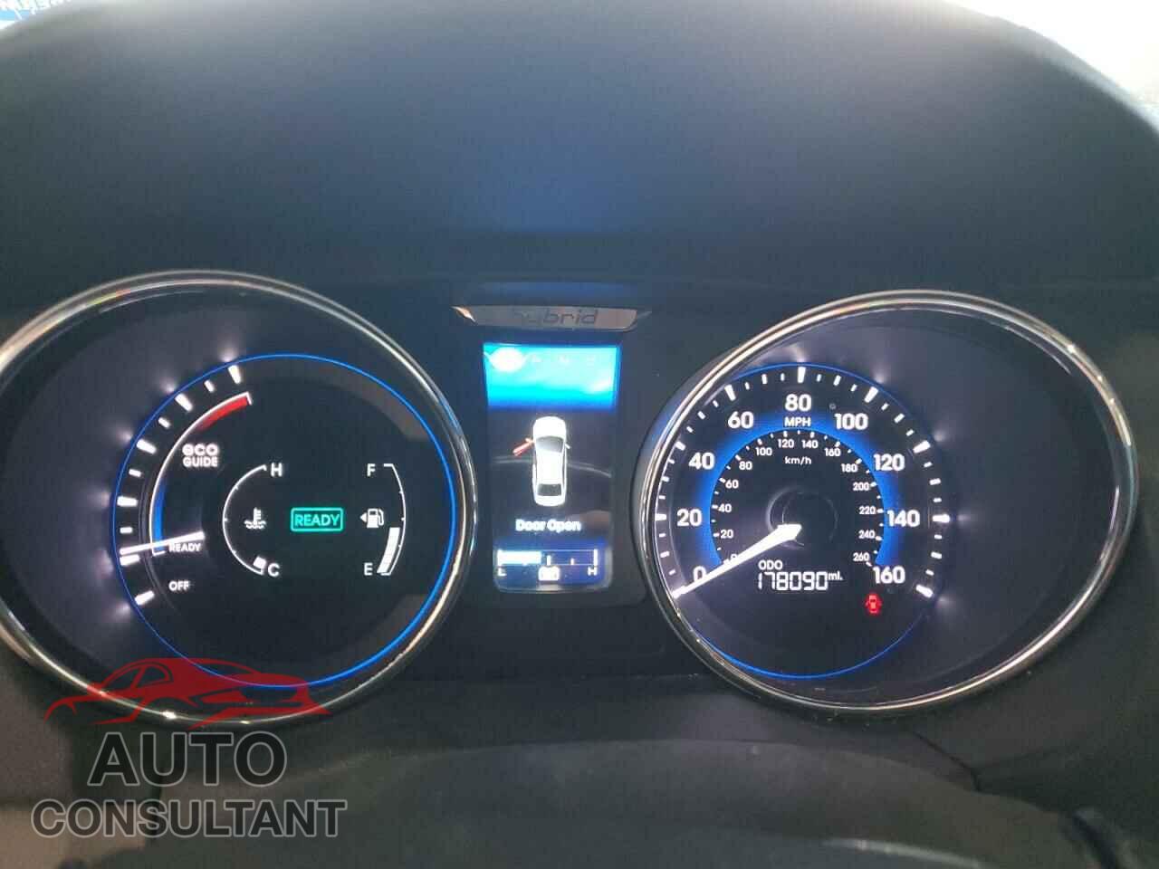 HYUNDAI SONATA 2015 - KMHEC4A43FA129550