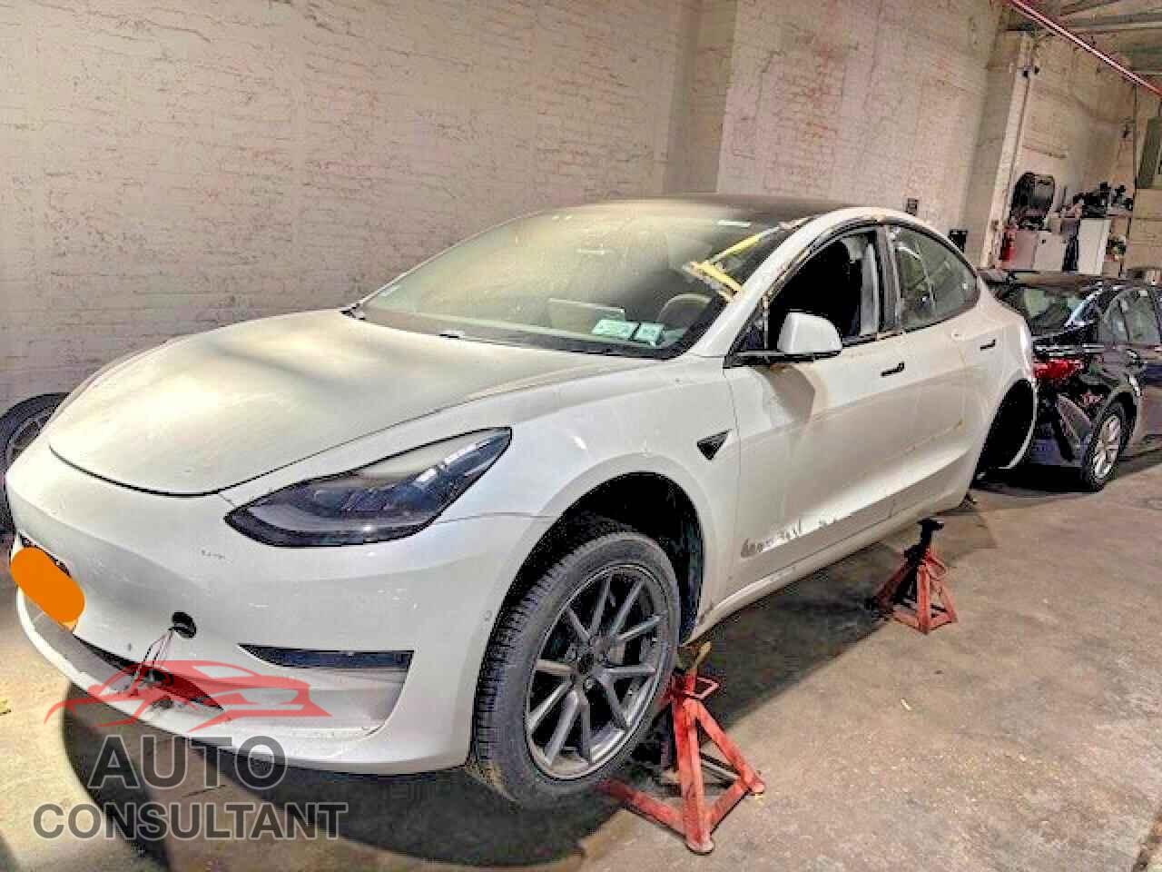 TESLA MODEL 3 2021 - 5YJ3E1EA0MF026952