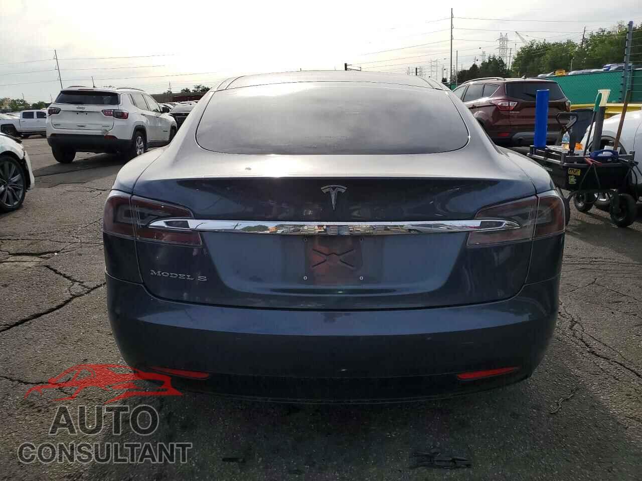 TESLA MODEL S 2016 - 5YJSA1E21GF160759