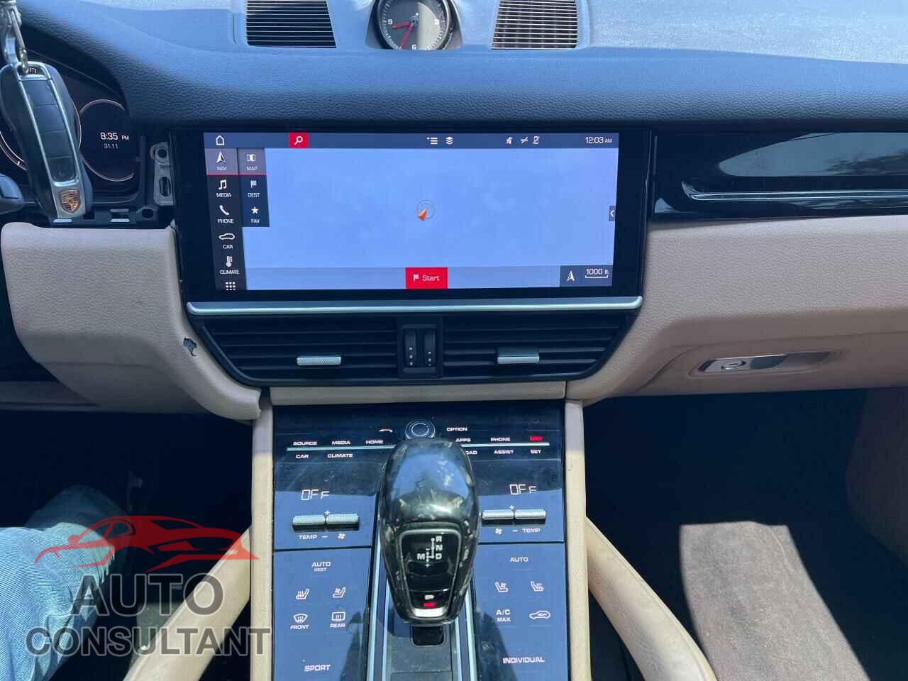 PORSCHE CAYENNE 2019 - WP1AA2AY1KDA15330